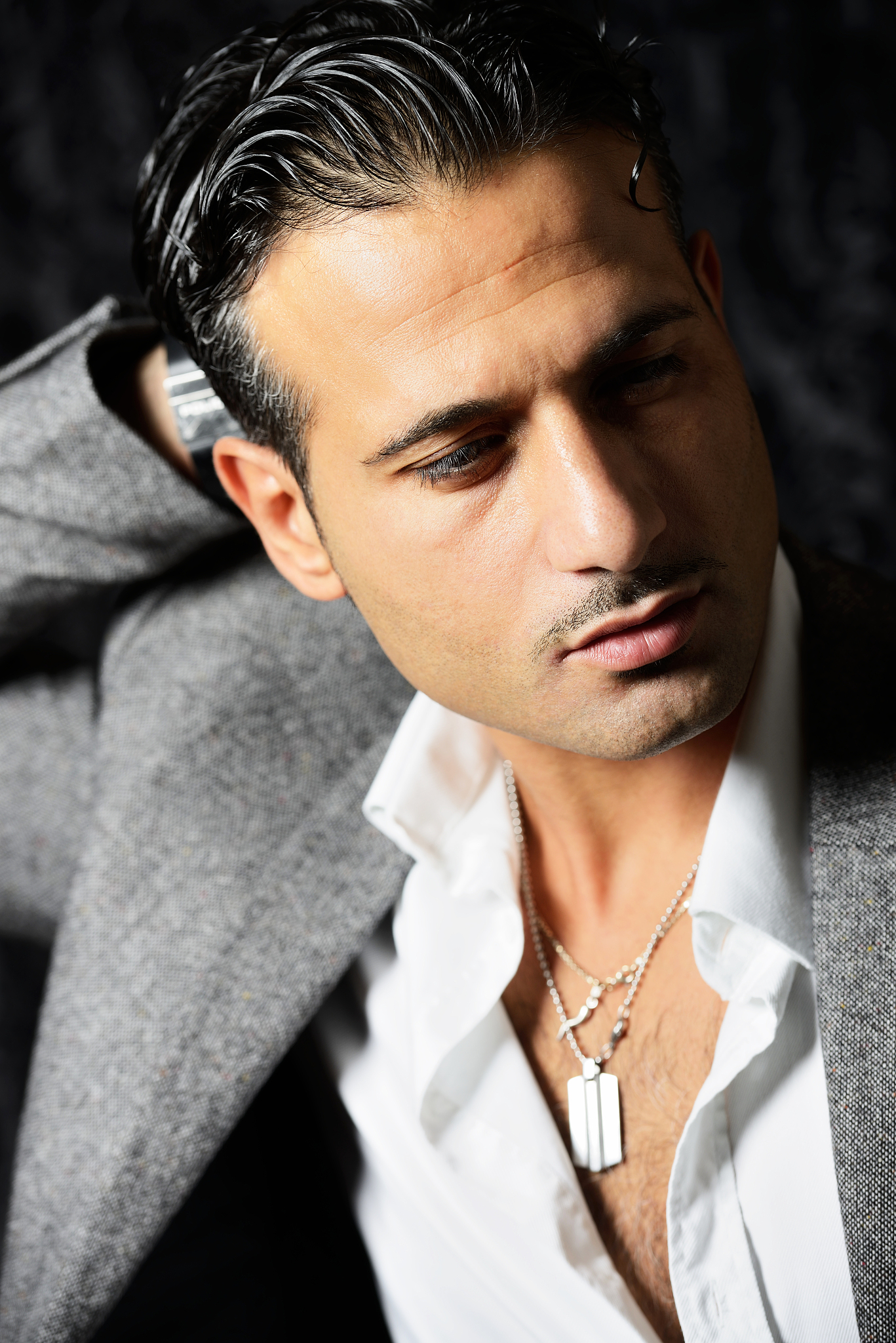 如何提升男性吸引力