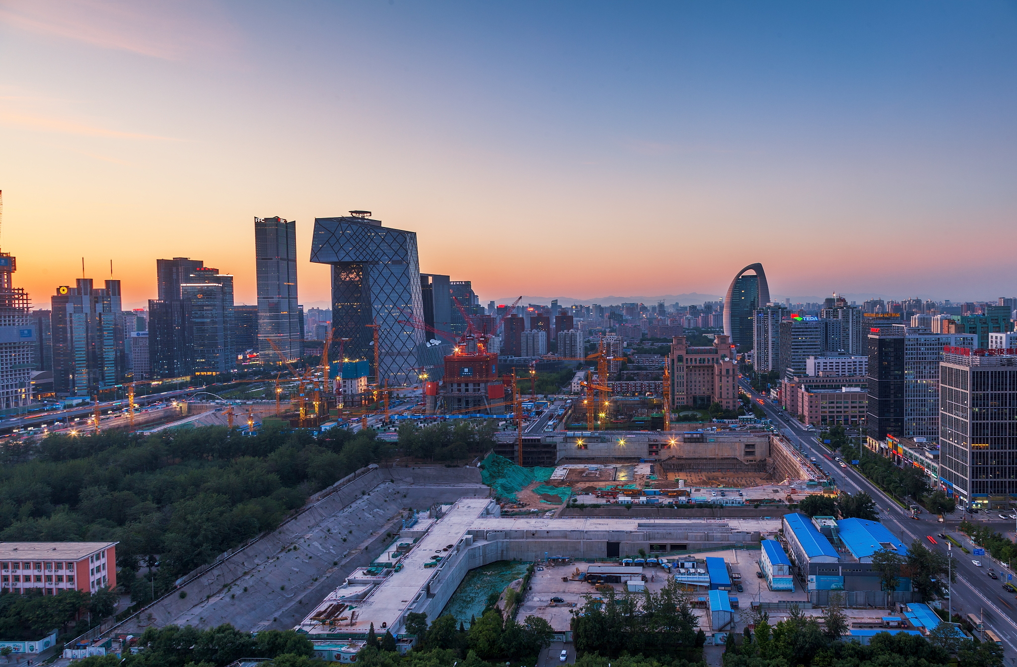 建设中的cbd工地