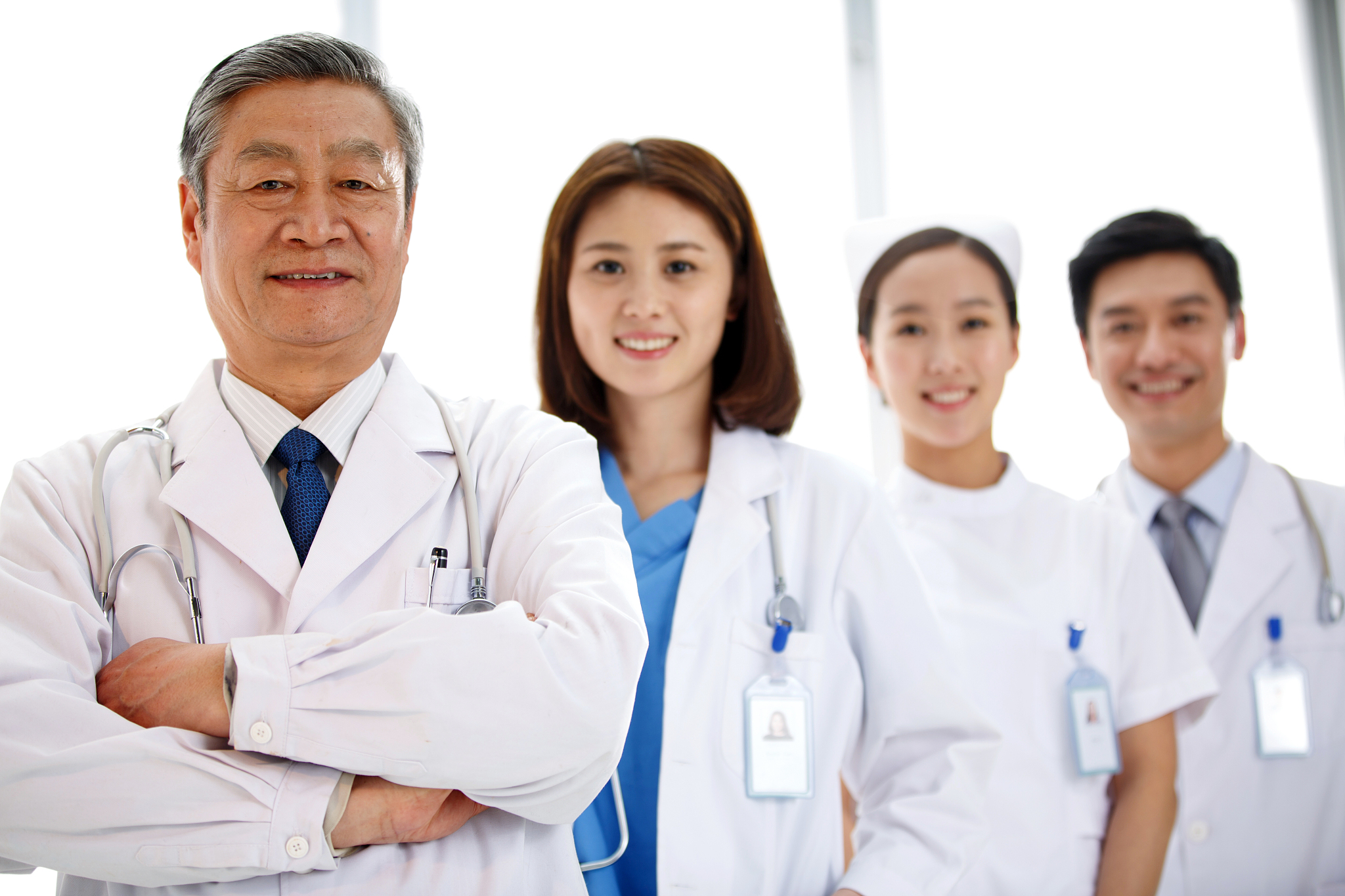 医务科主任先进事迹：如何提升医疗服务质量和患者满意度