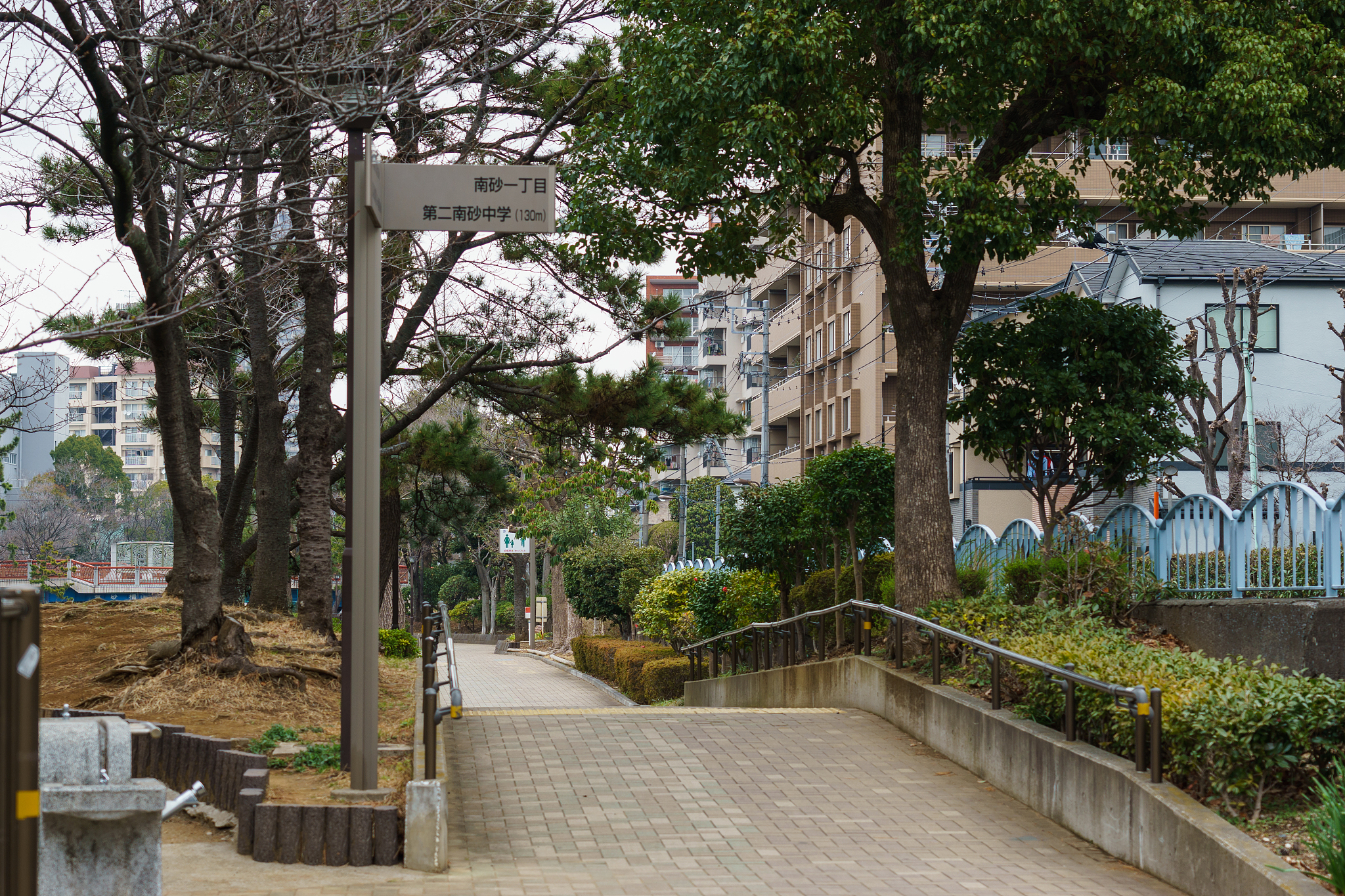 风城十路渔丰苑钓鱼距离帮我用200字详细描述