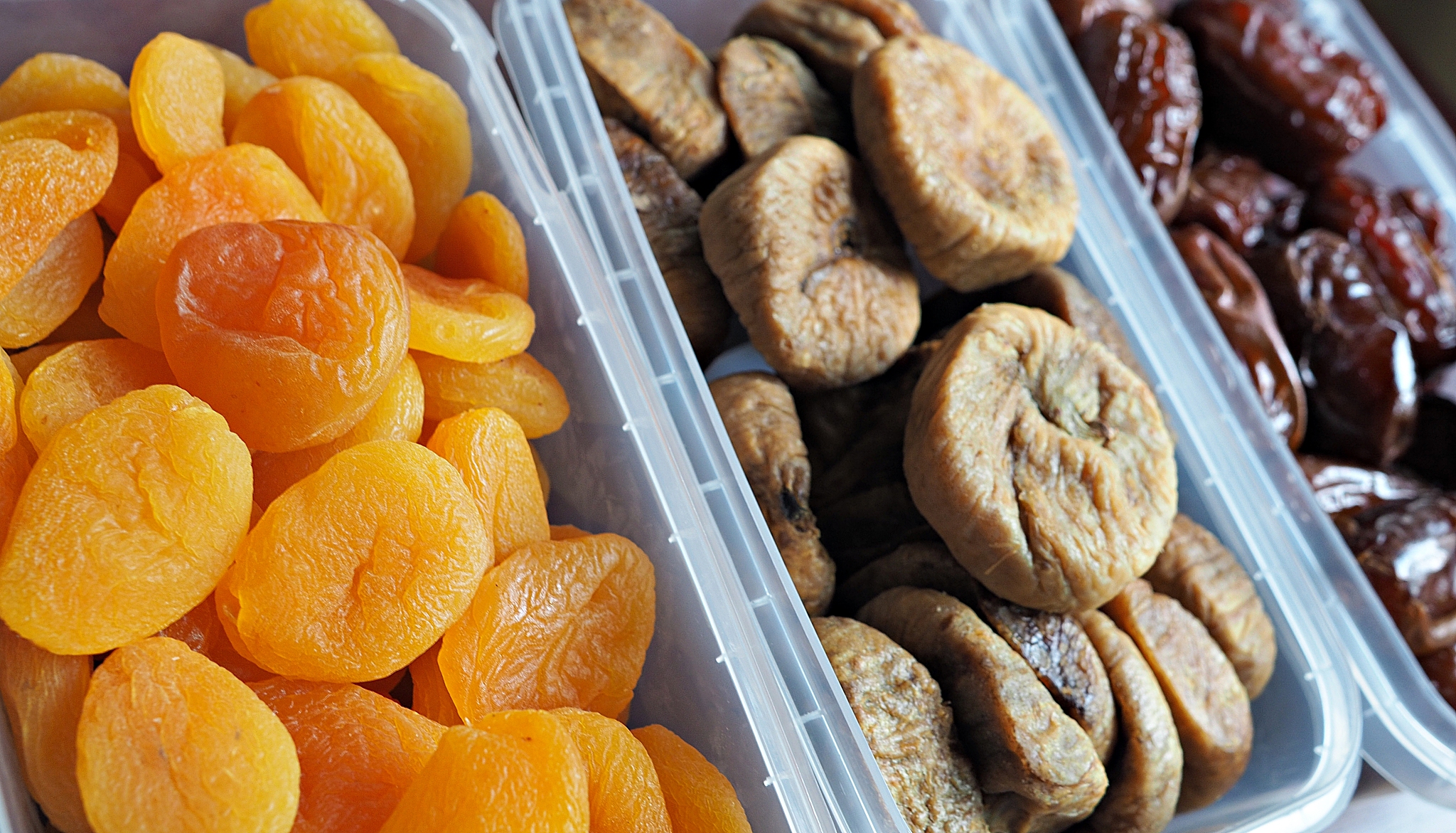 dried mix fruits.