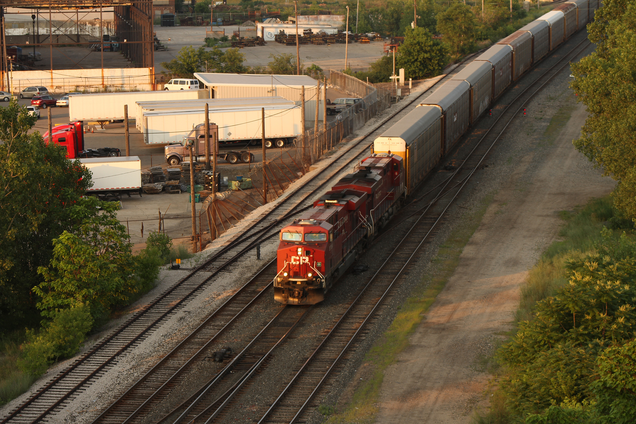 成都铁路专业学校2019年秋季招生已开始！