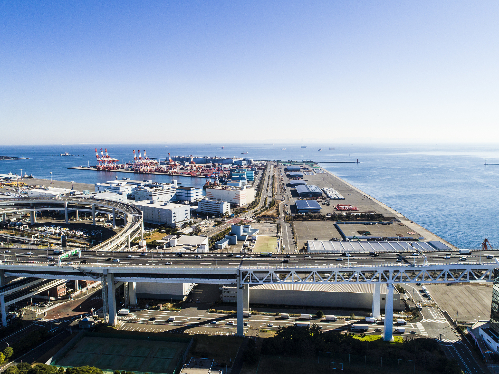 飞地经济典型案例：利物浦港口、香港、列支敦士登、新加坡、迪拜
