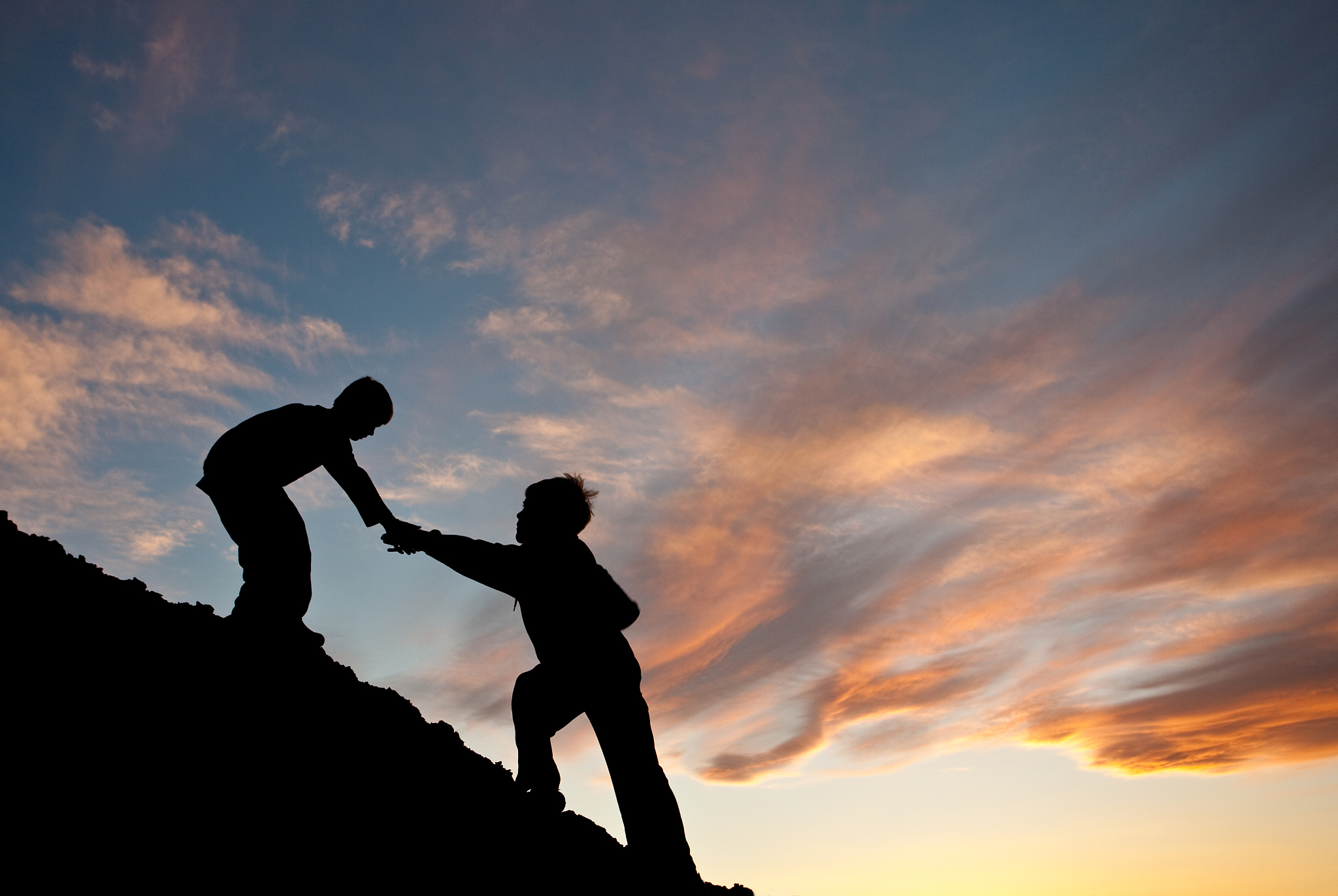 我现在是一名北京的初三女孩写一篇700字的记叙文作文题目为—什么事、人或物让我心生敬意并通过发生的某件事情使我从中要得到一些感悟与教育。不要写跟乐器、舞蹈相关的内容。