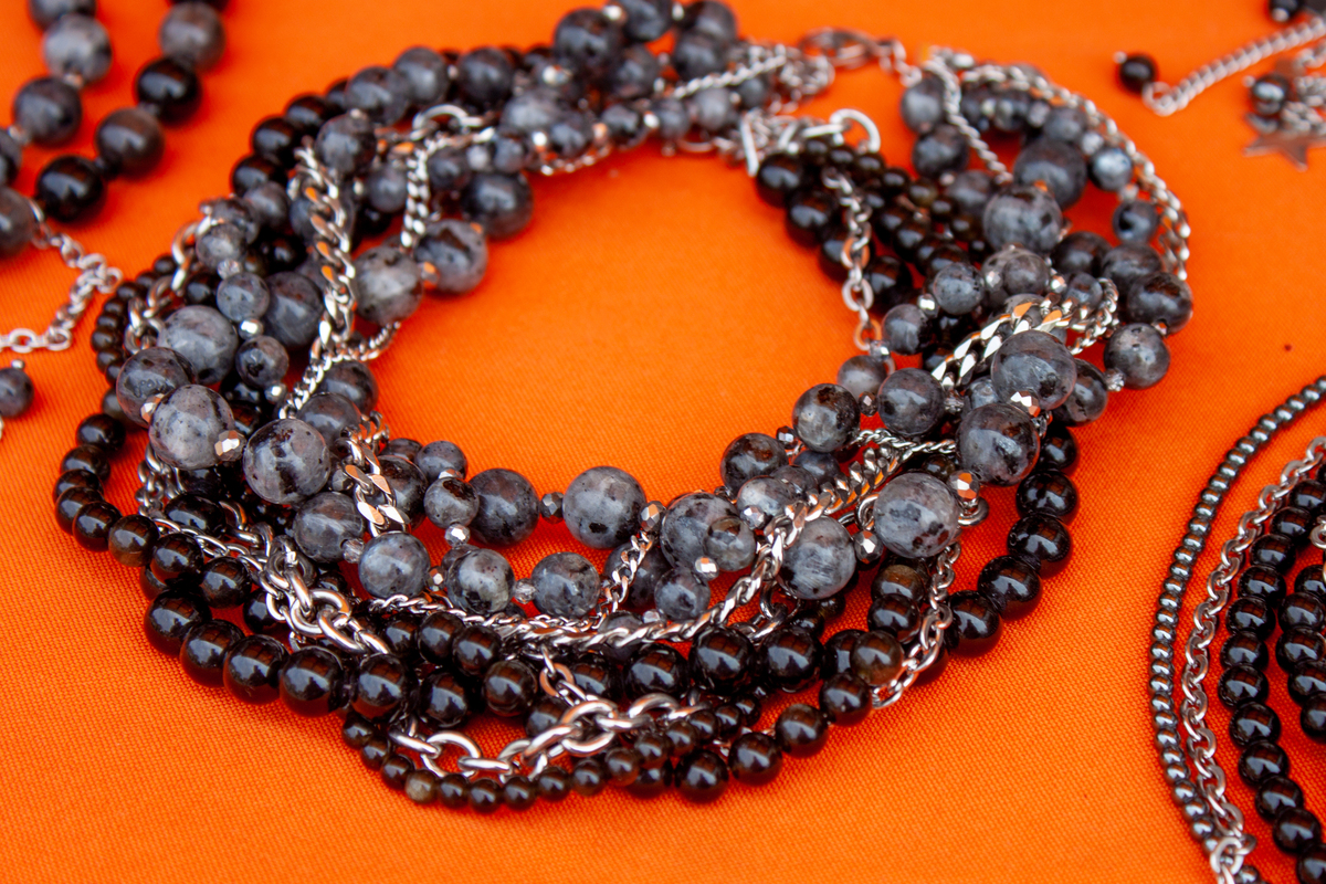 火山石手链逆鳞