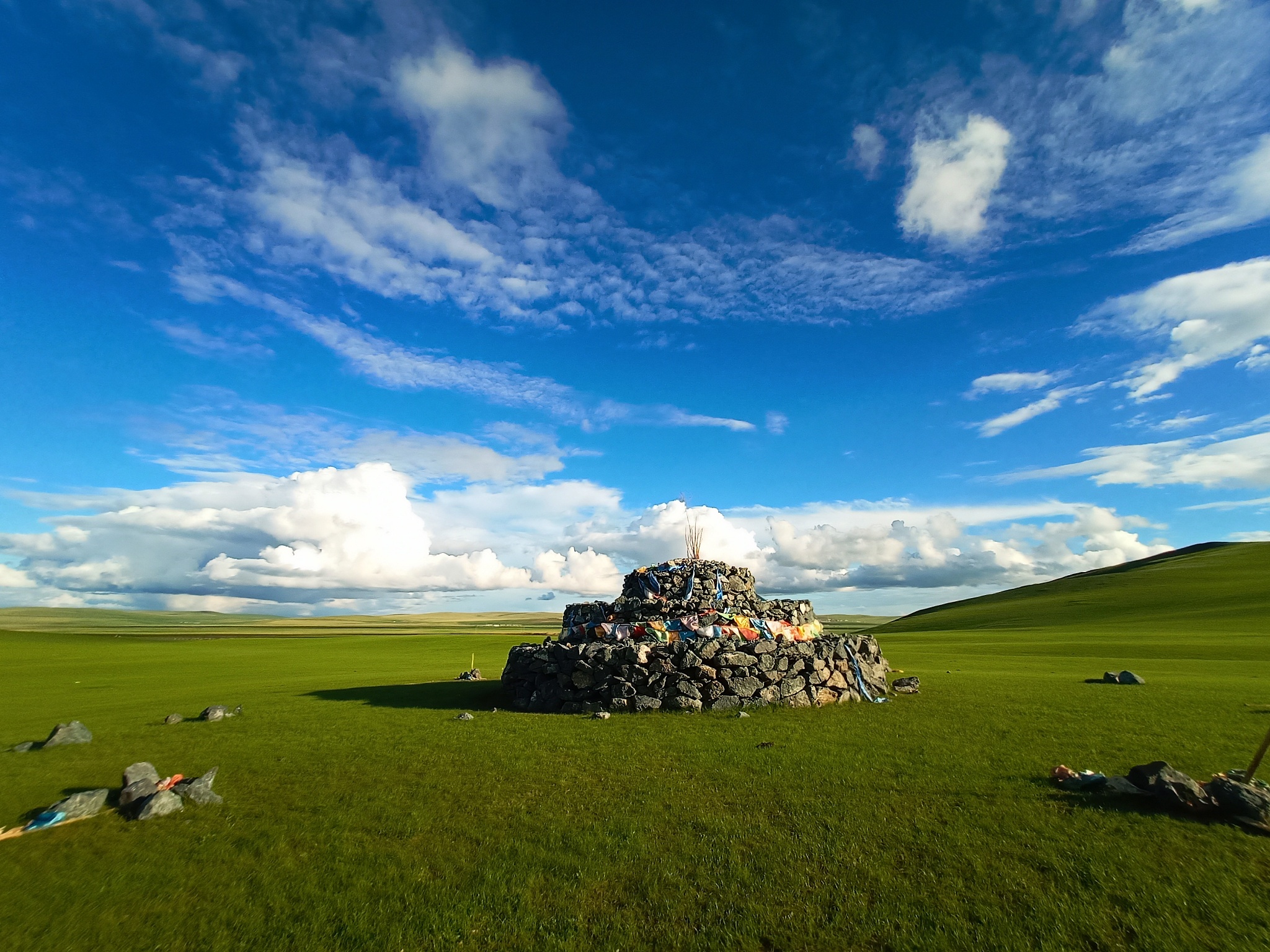 内蒙古到西宁自驾游：穿越草原、戈壁、高原的壮丽旅程