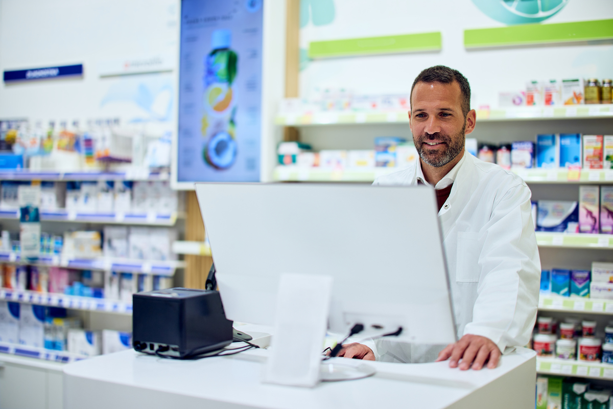 吉林药剂专业工资多少一个月 好不好就业