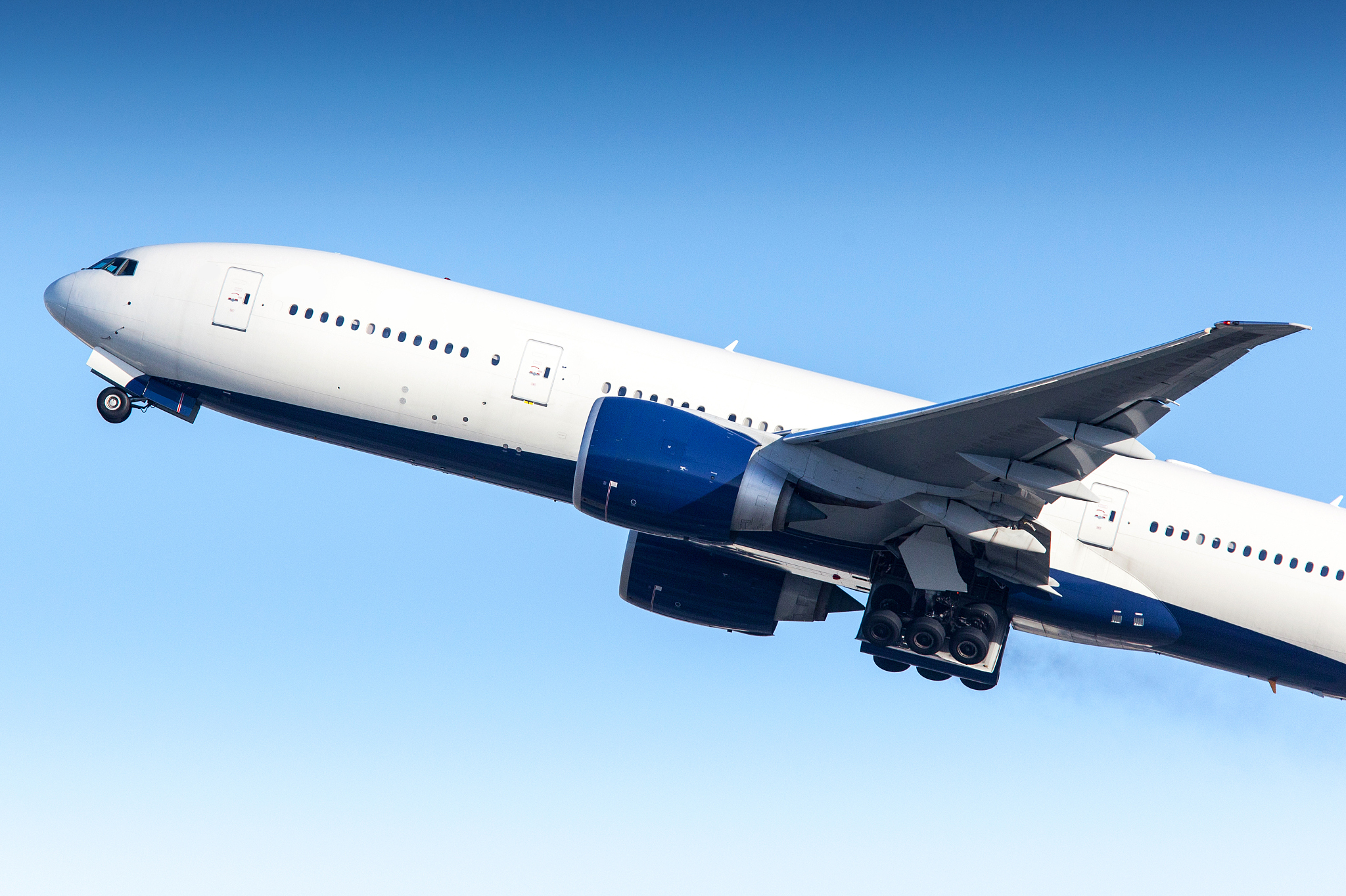 四川省阆中东南航空职业学校招生简章