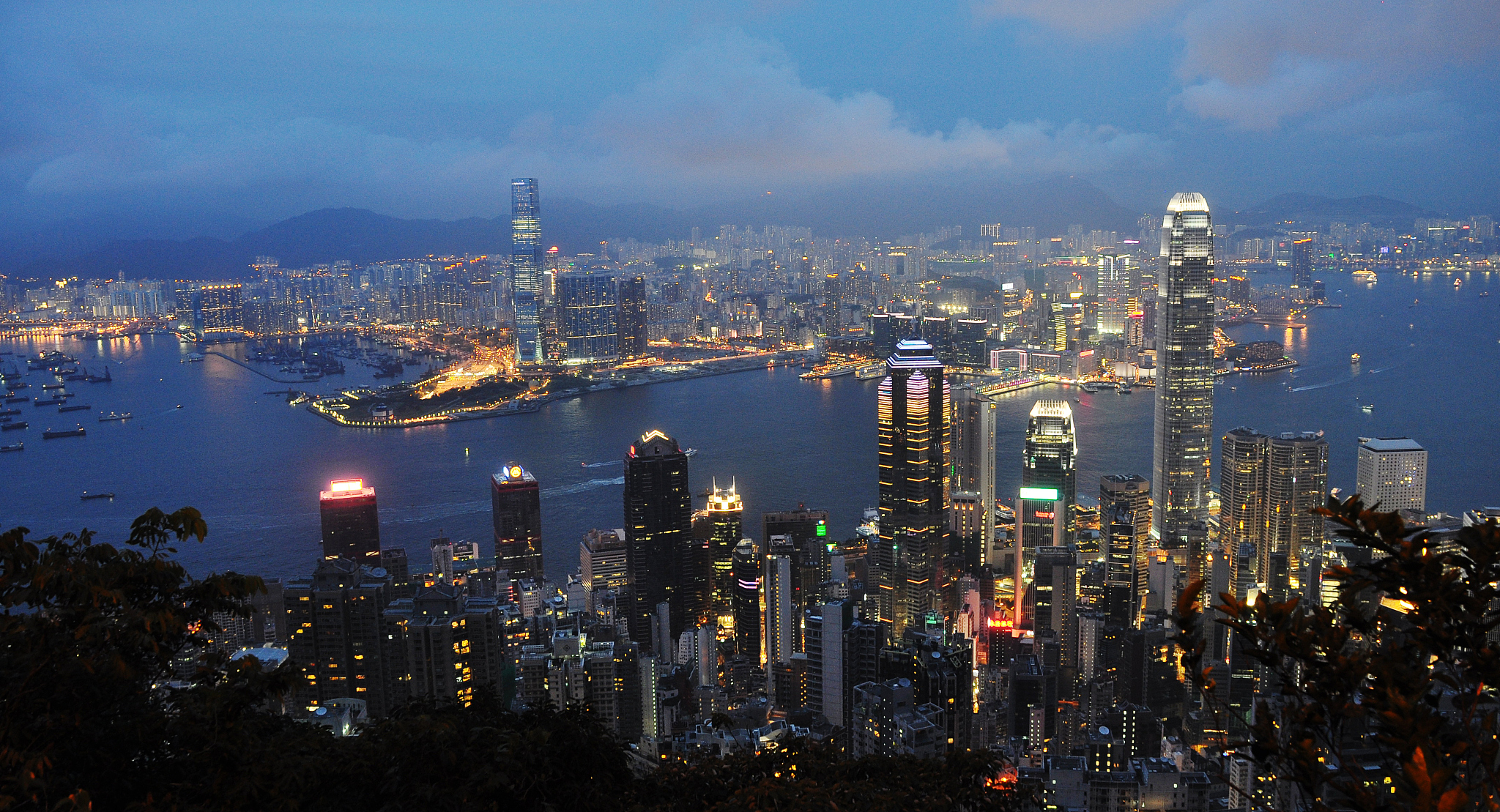 hong kong skyline city