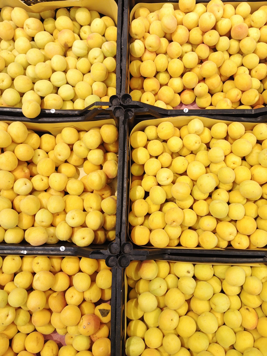 枇杷次果变身美味果汁！金果兴农助力乡村振兴