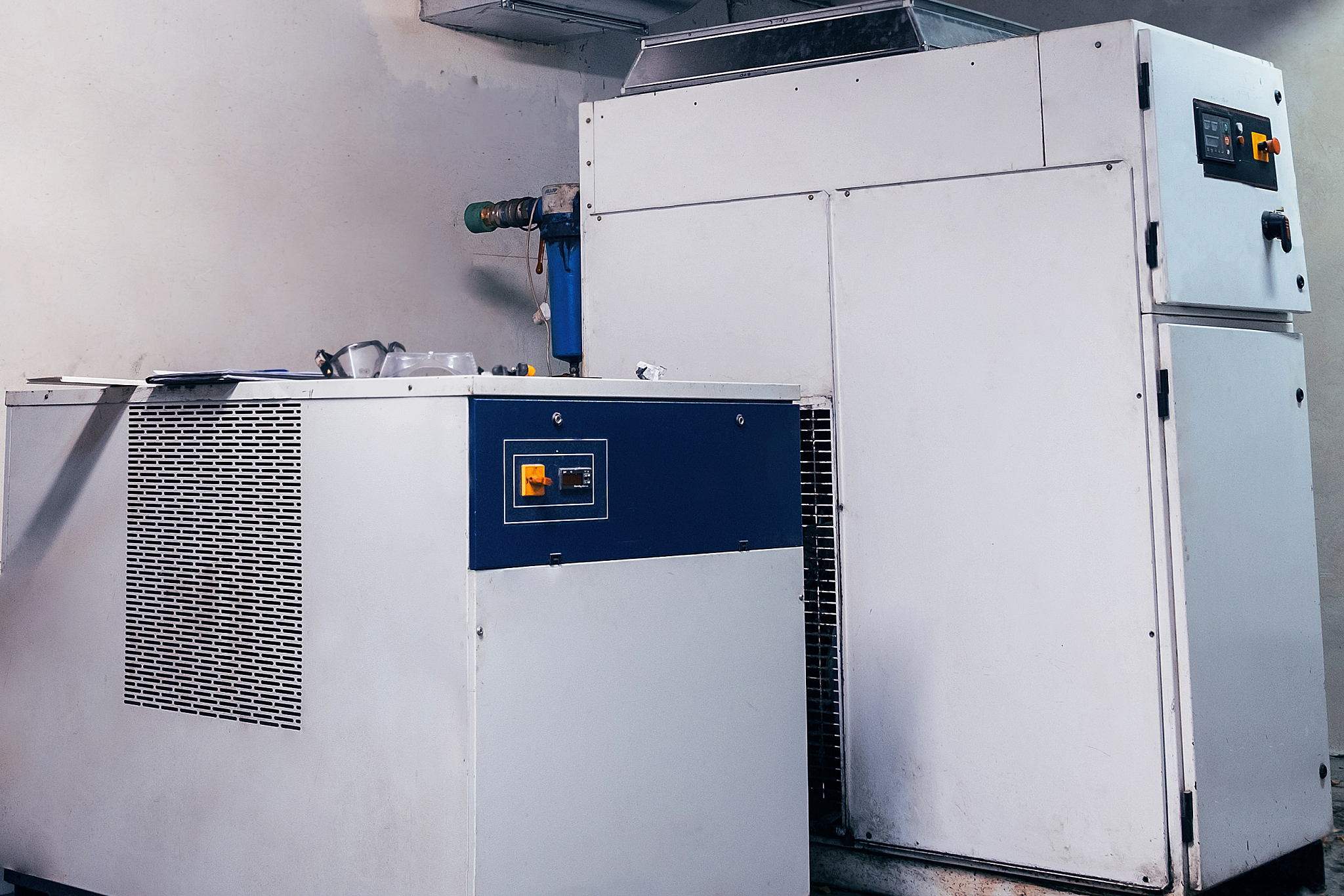 恒温恒湿箱传统设计弊端：空间浪费、能耗高、精度低、维护难 - [品牌名称]