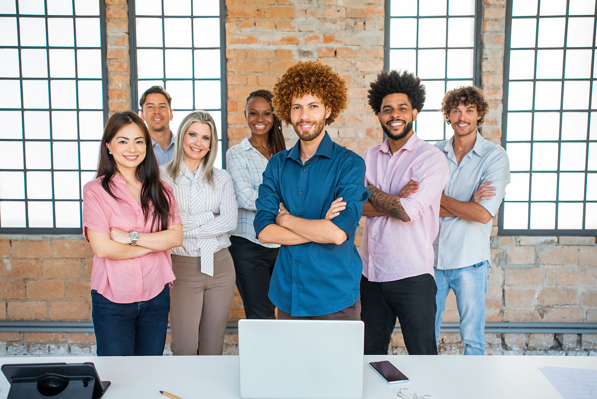 以大一新生为主题的3分钟英语演讲稿？