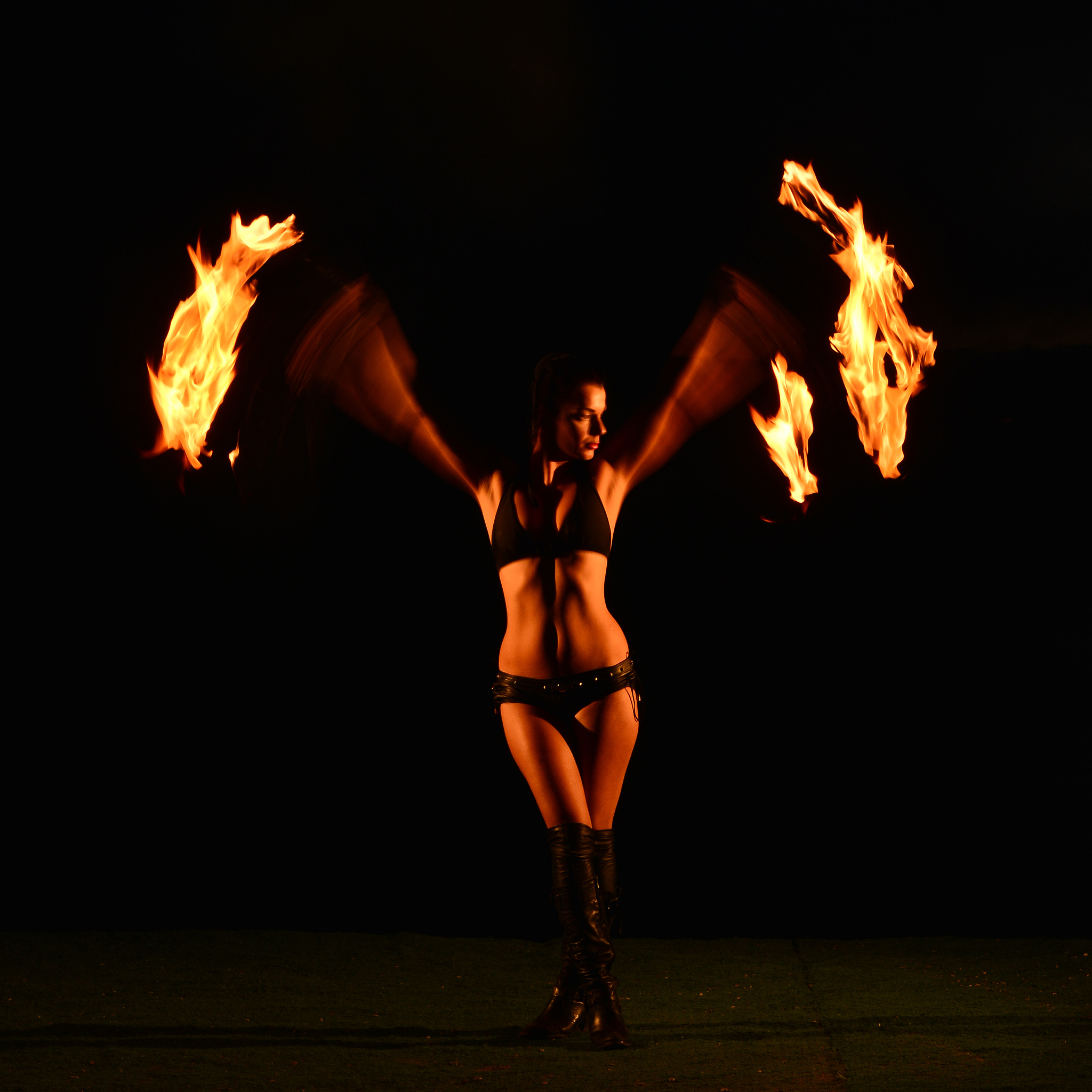 Write a test sandwich board fire performance good 10 words