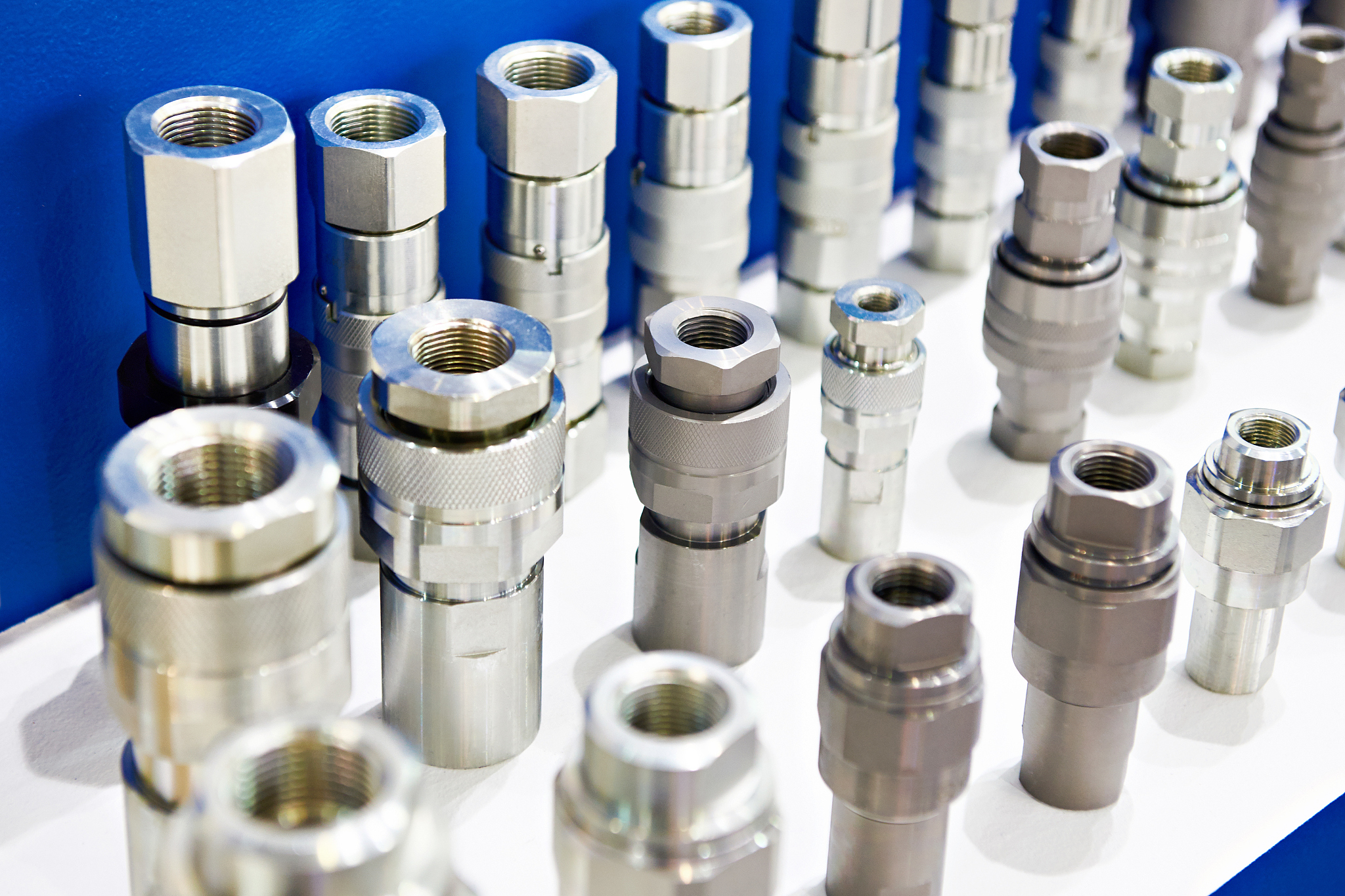 hydraulic quick couplers