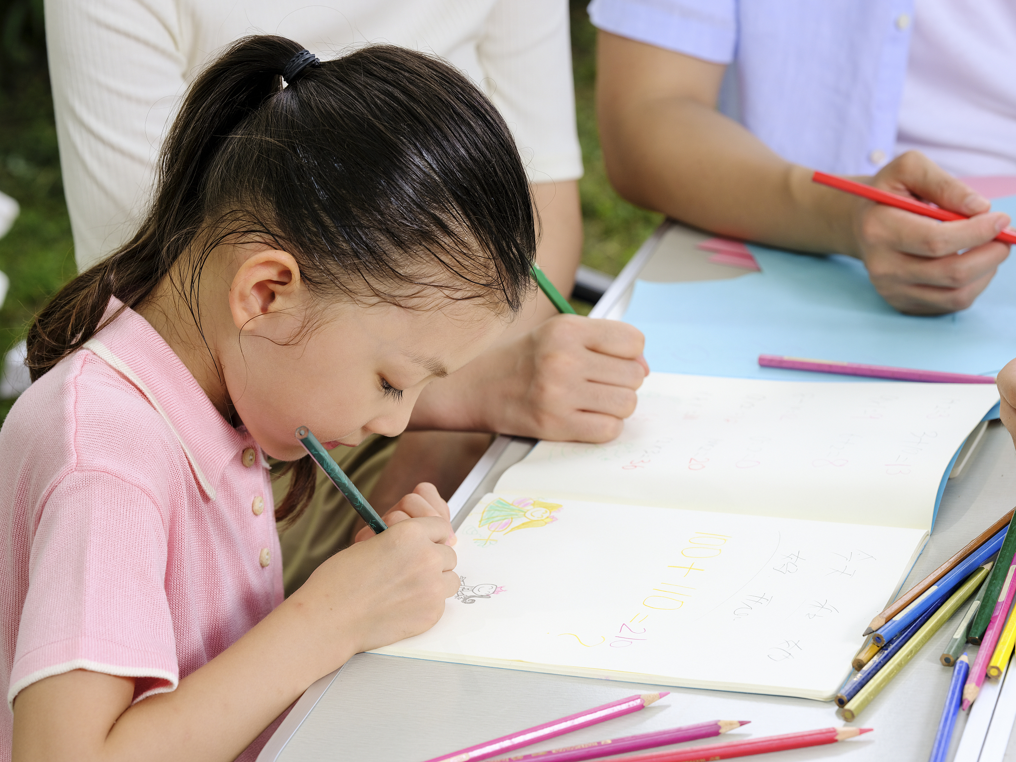 扮演一名教育博主写篇1000字孩子看了很多书为什么还是写不好作文？的文章要有和读者互动语句重新编写个标题