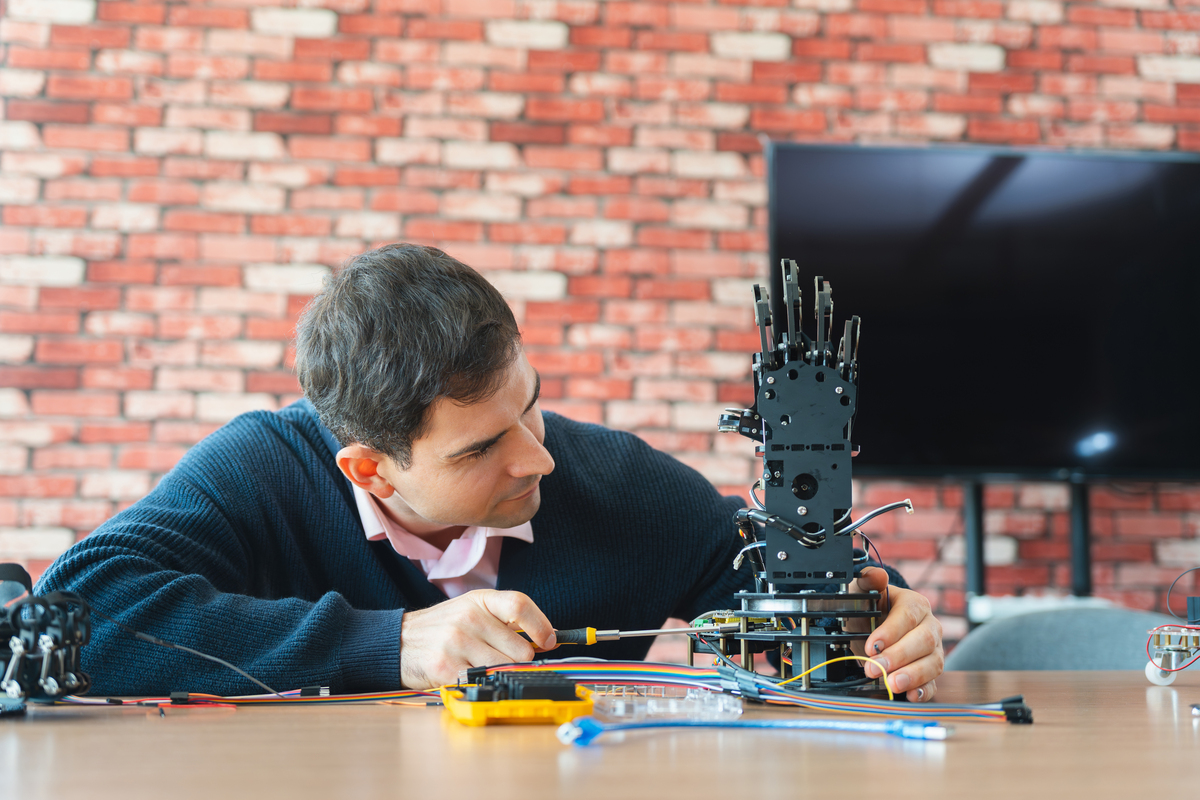 how to solve the problem that robots get more jobs