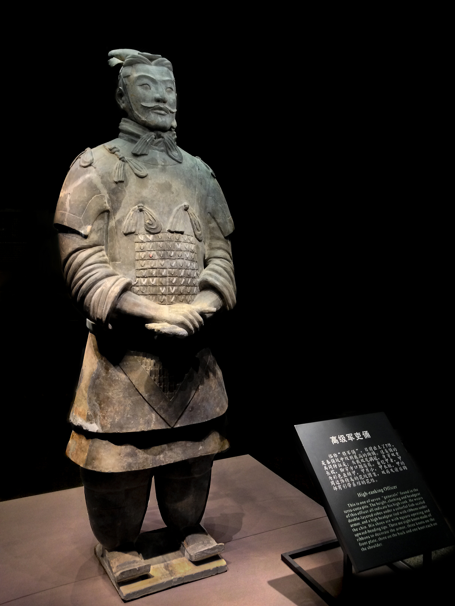 我是小小讲解员任务之讲解请始皇陵兵马俑要求有重点、有顺序可讲5分钟讲的详细一些