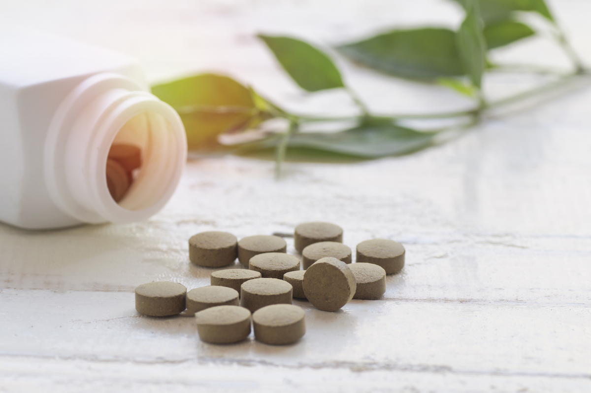 松花伴侣片的药理机制和临床应用前景？