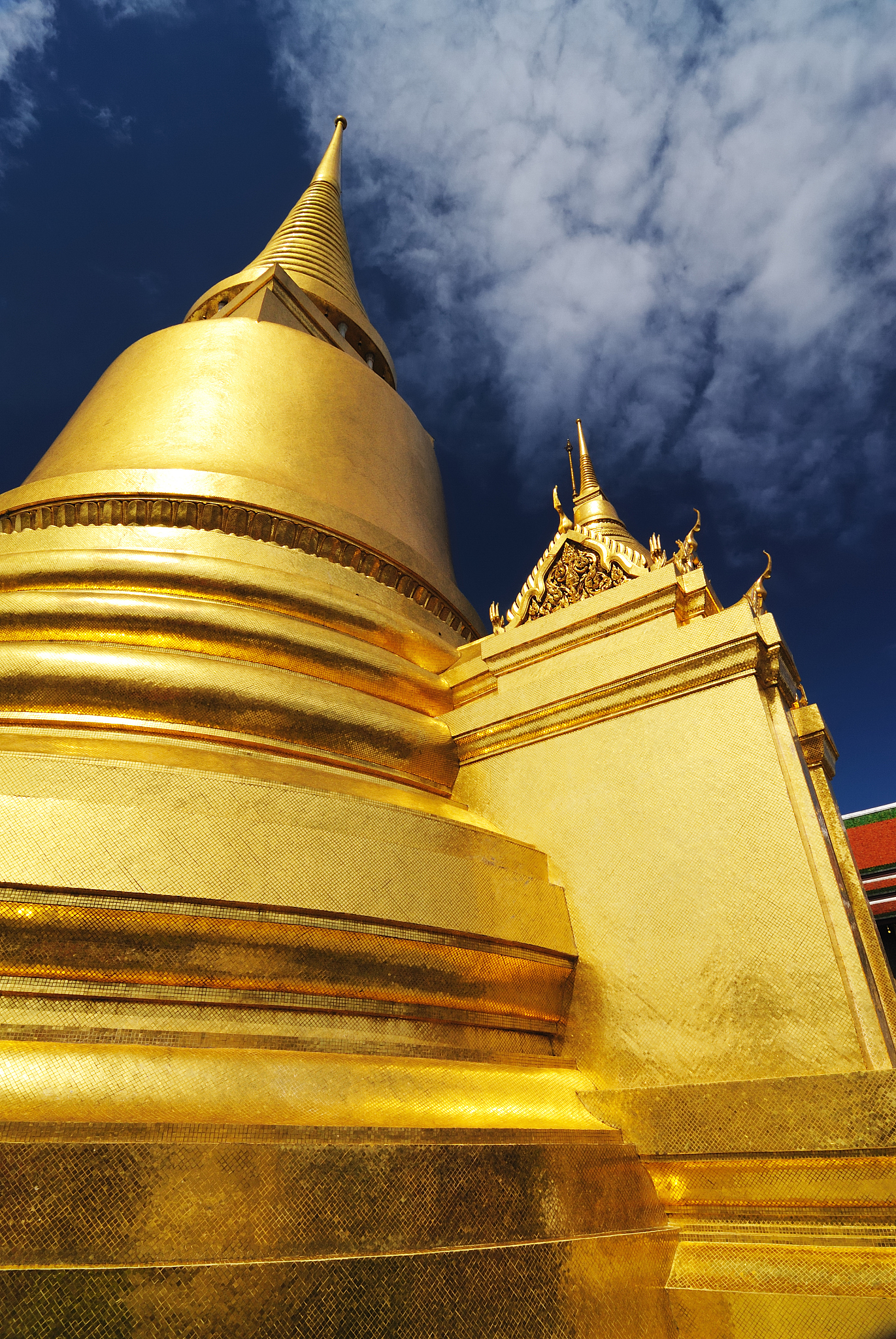 golden pagoda