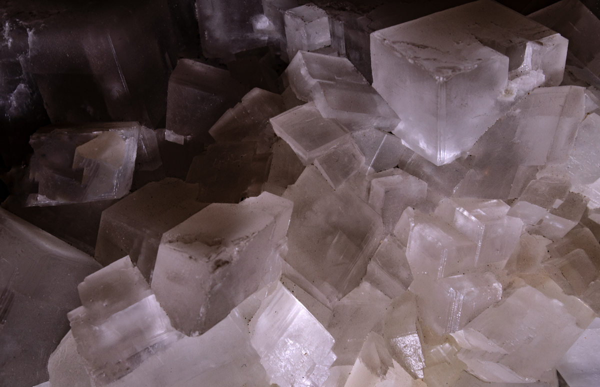 氧化铁化学式氧化铁什么颜色