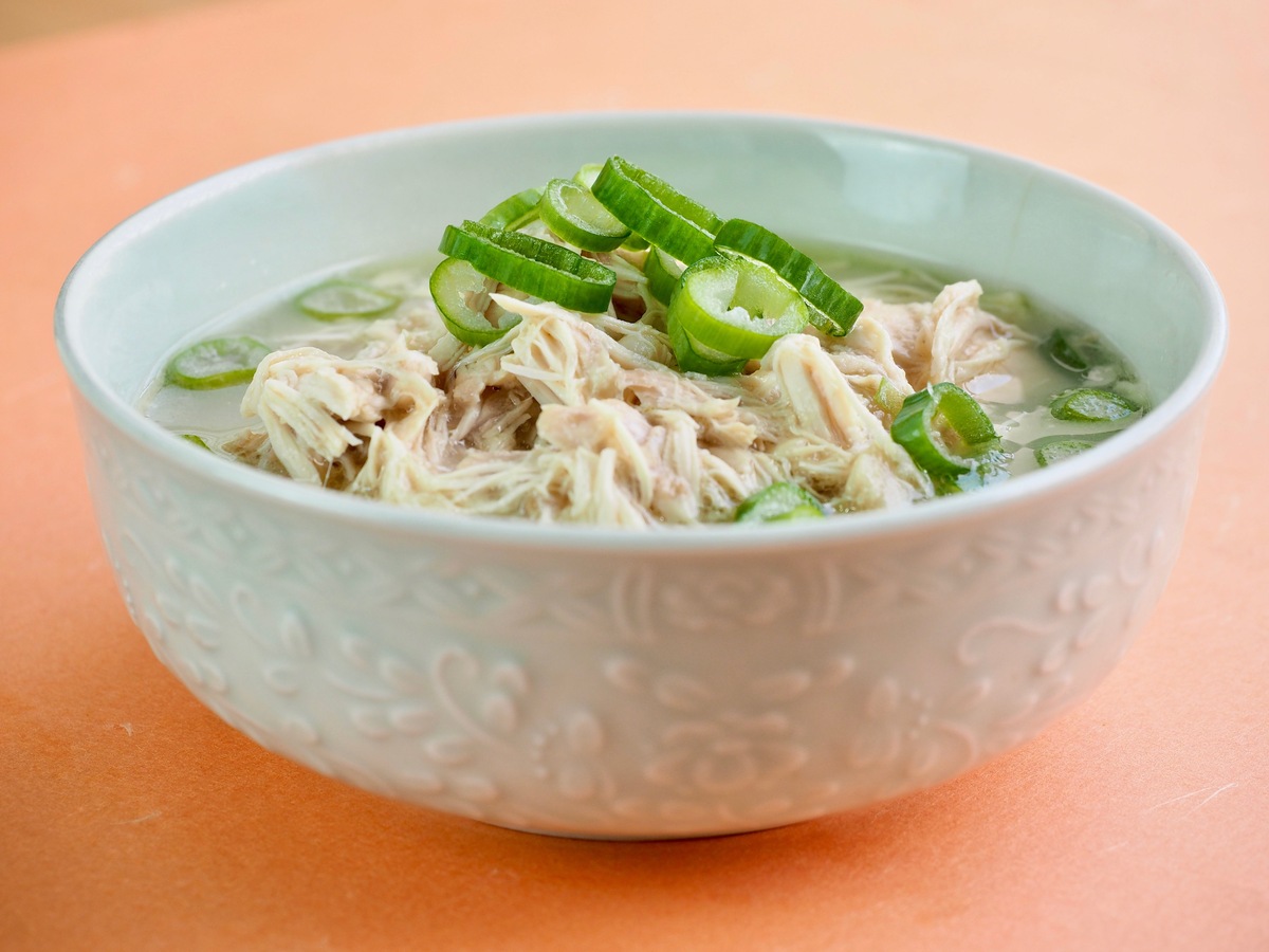 美味汤面制作教程：简单步骤，在家轻松享用