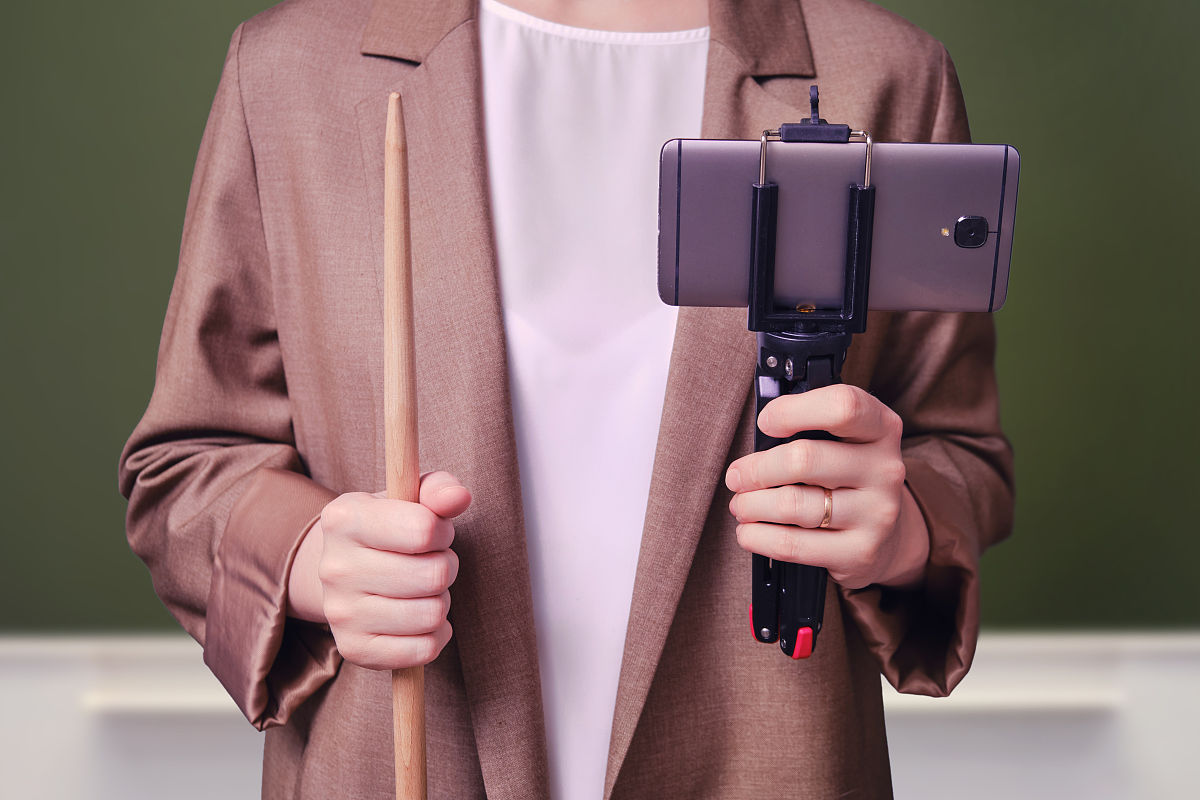 重庆财政学校招生办联系电话