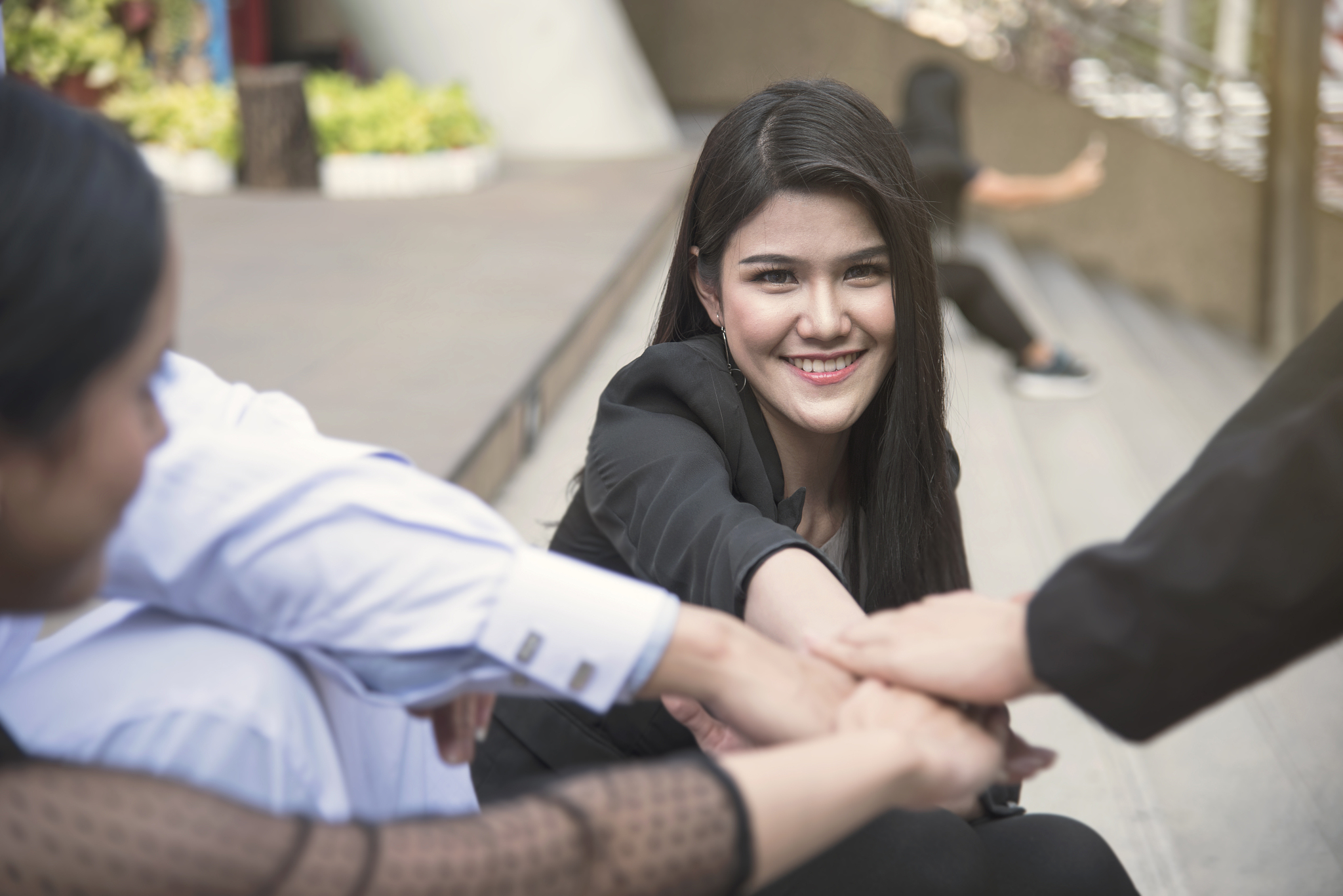 提取出这些字里的关键词 利他125分	以客户为中心125分	空杯心态125分	长期主义125分专业知识10分	跨界知识10分	执行能力10分	自我管理能力10分	团队协作能力10分