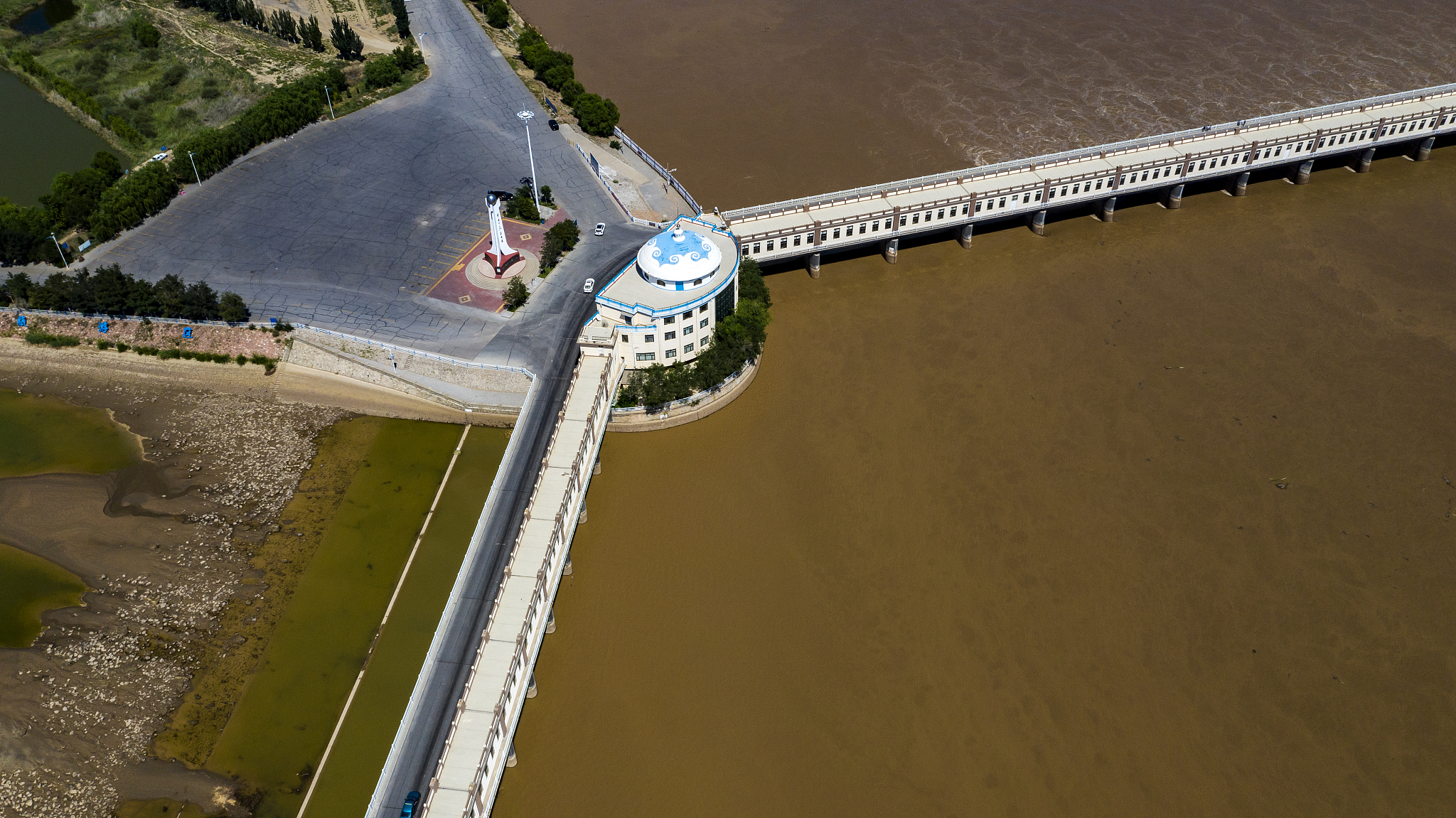 四川崇州水利施工总承包二级资质新办及转让费用详解