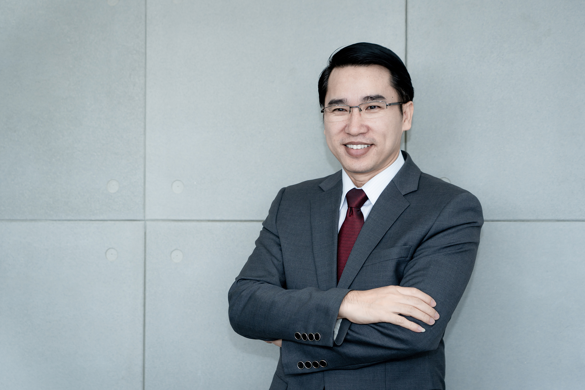 portrait of a successful young asia businessman