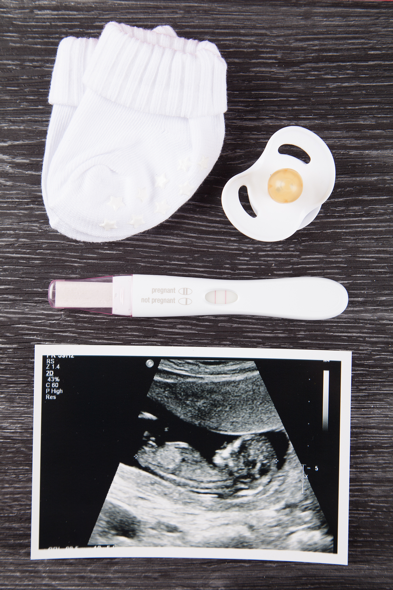baby items, knolling, pregnancy,