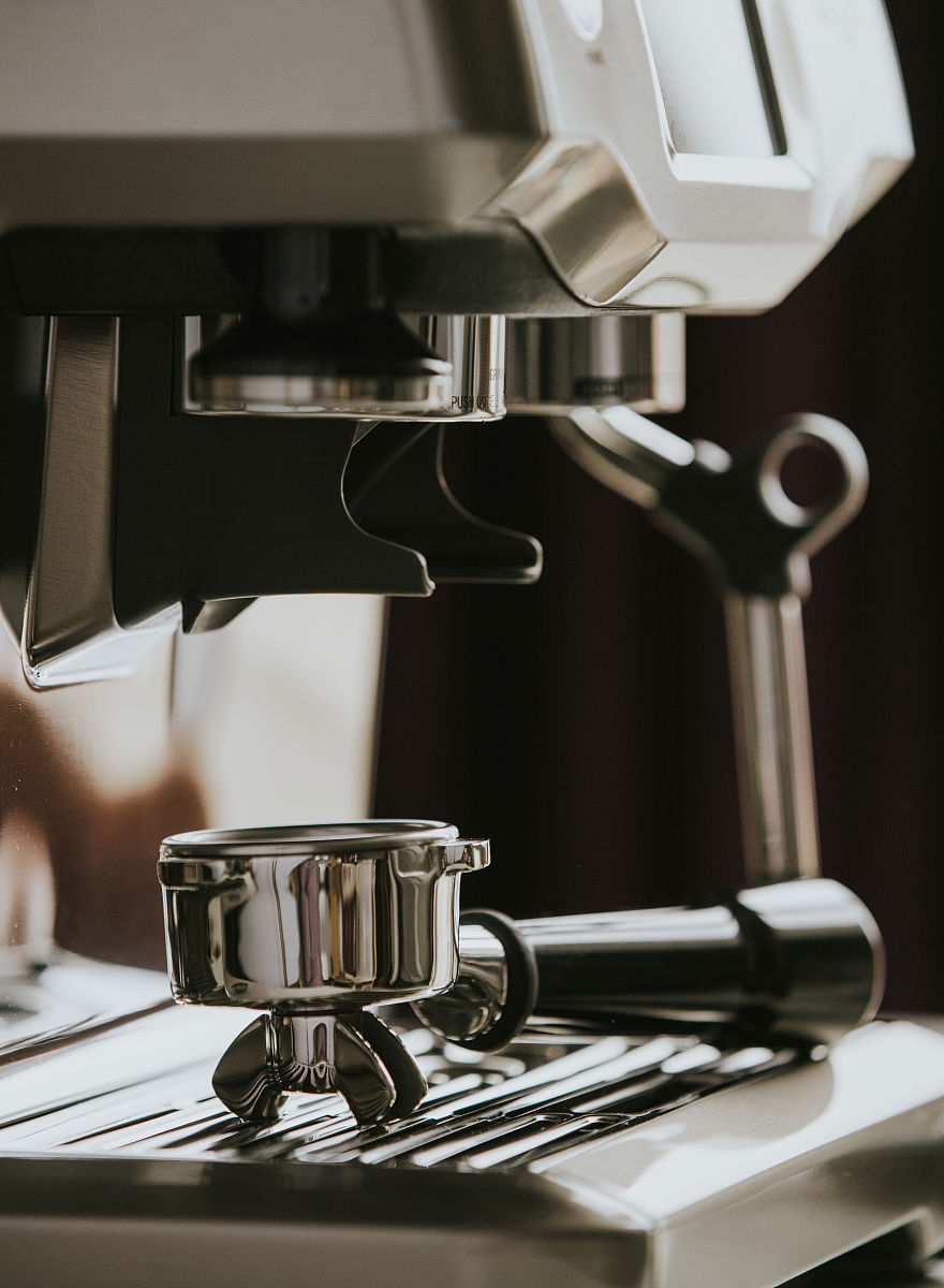 EC680咖啡机打奶泡后咖啡键闪烁？快速排查故障！