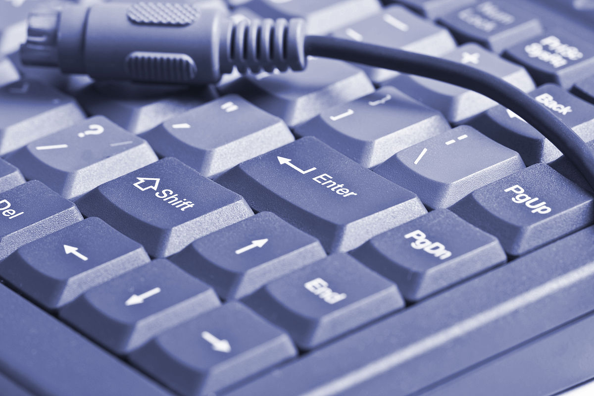 我是想做一个使用DirectInput实时获取输入设备的数据包括操作直接的间隔时差并且记录下来 然后利用DirectInput库的模拟函数做1比1的回放模拟操作 请用C++帮忙实现一下