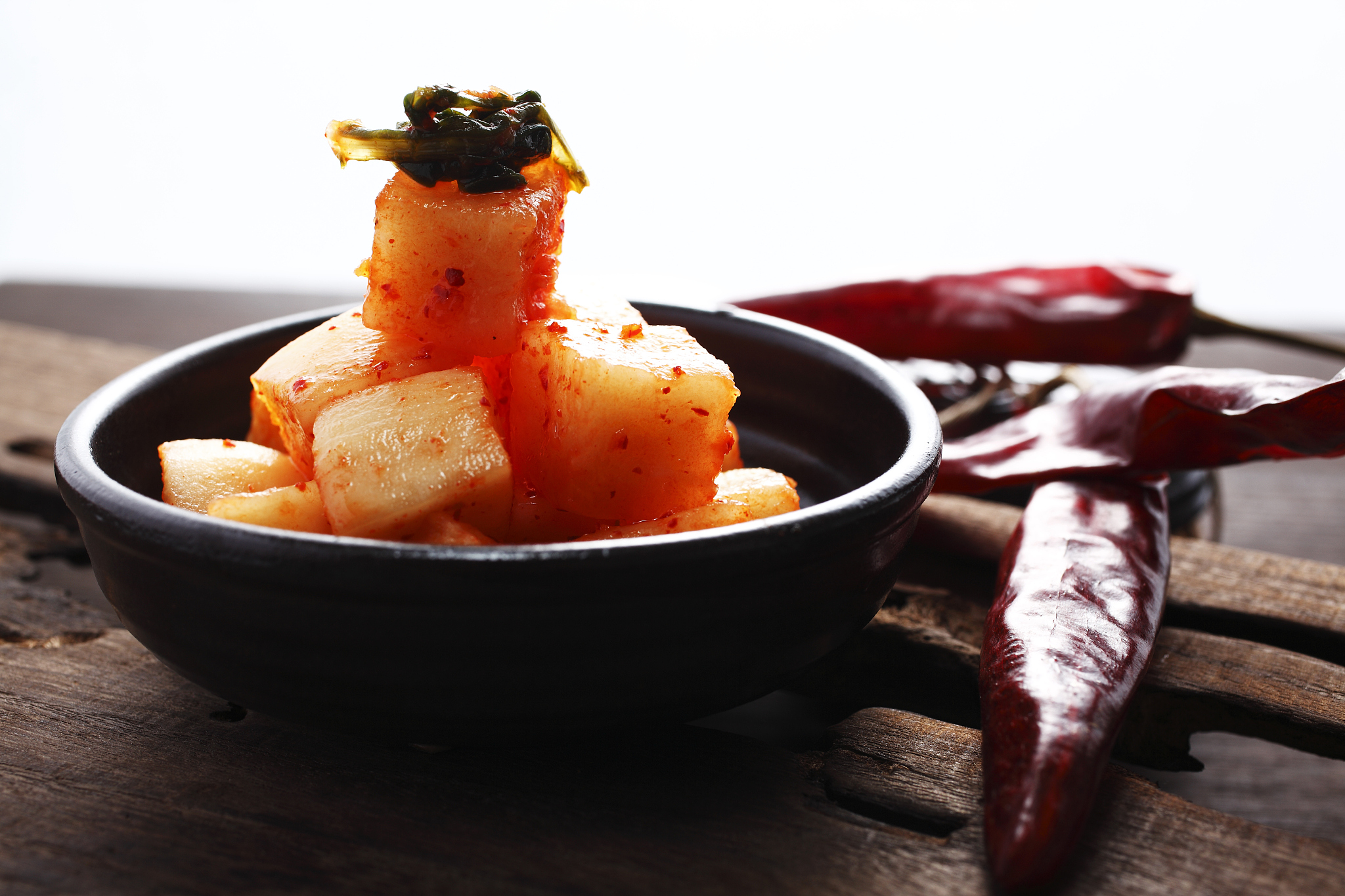 kkakdugi,cubed radish kimchi,korea food