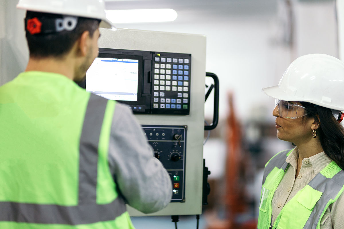 贵州省机械工业学校数控技术应用专业怎么样？就业前景、学习内容及发展方向分析