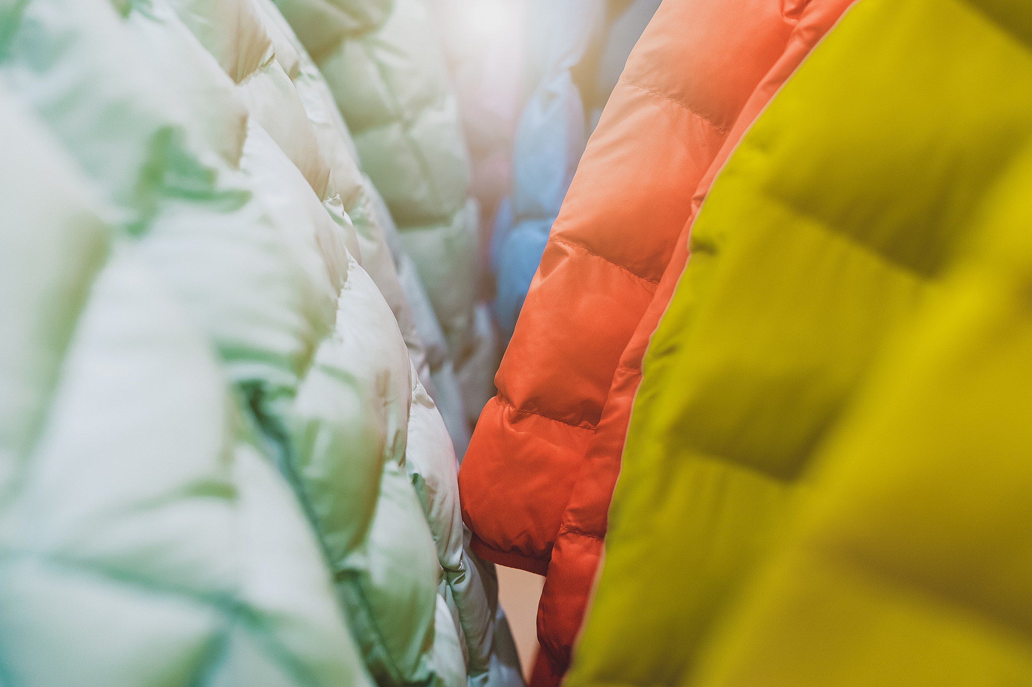 化学与服装的奇妙交织：从纤维到功能的深入探讨