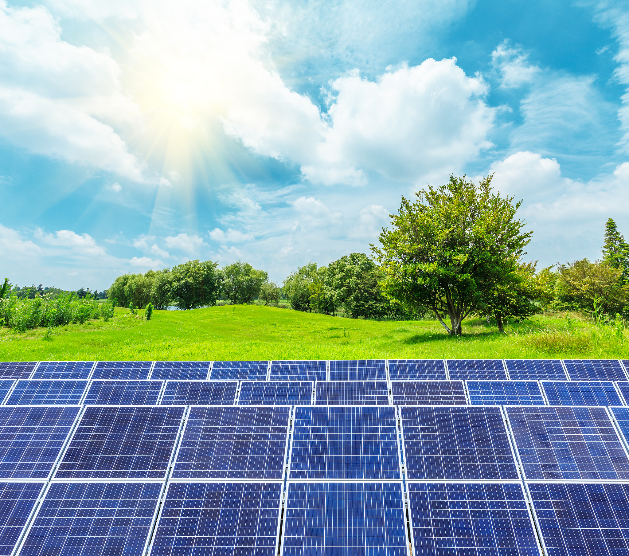 光伏发电：助力企业节能减排，打造绿色未来