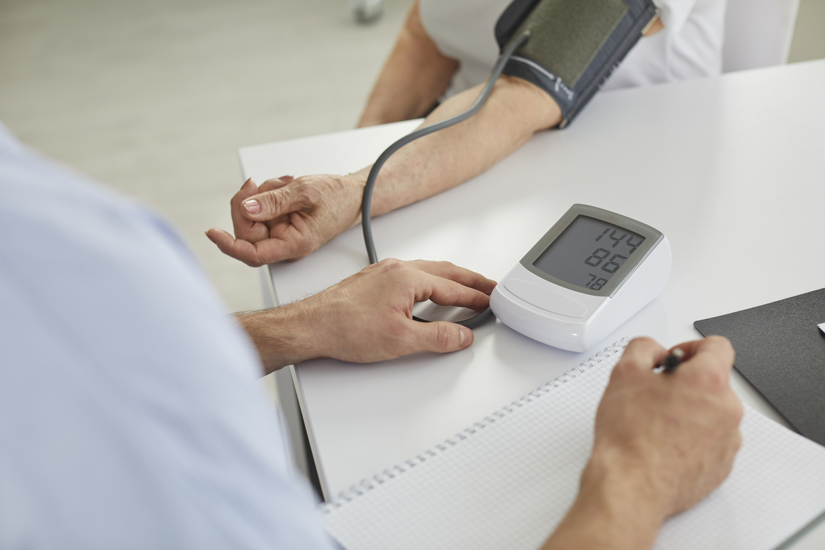 血压测量原理：超声、示波、光电容积测量方法