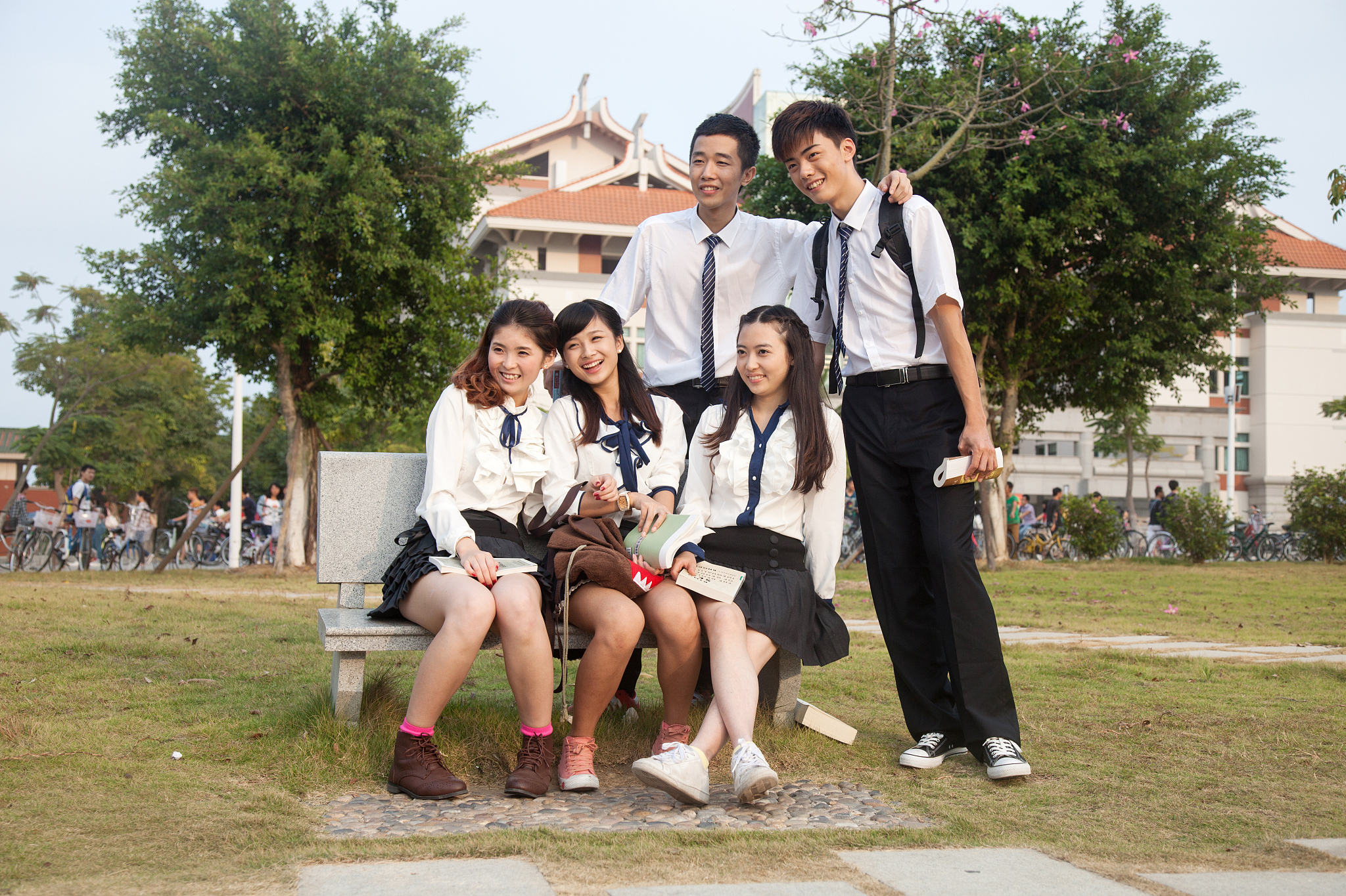 成都市中山职业技术学校适合女生学的专业