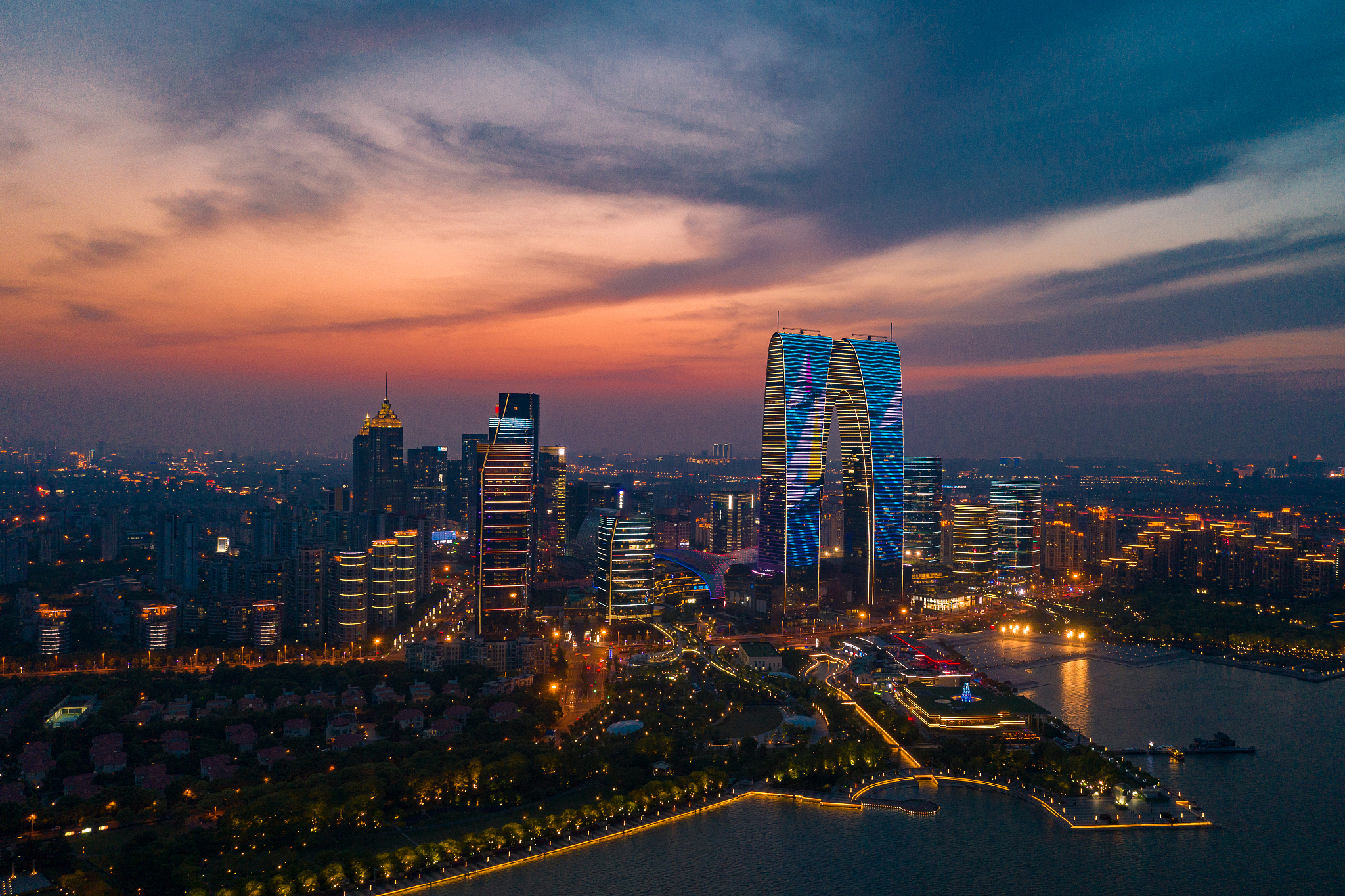 航拍苏州现代城市夜景风光