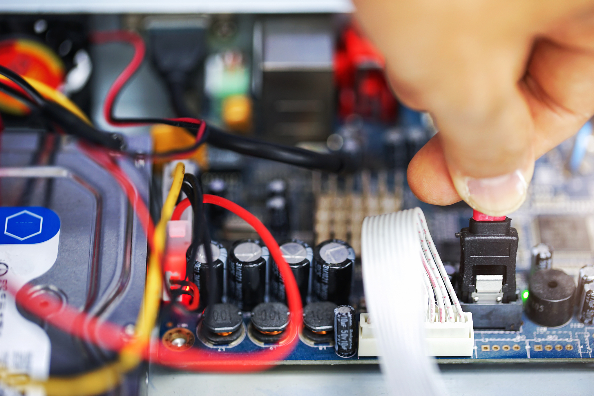 电焊机一点焊OC灯就亮了什么意思帮我用200字详细描述