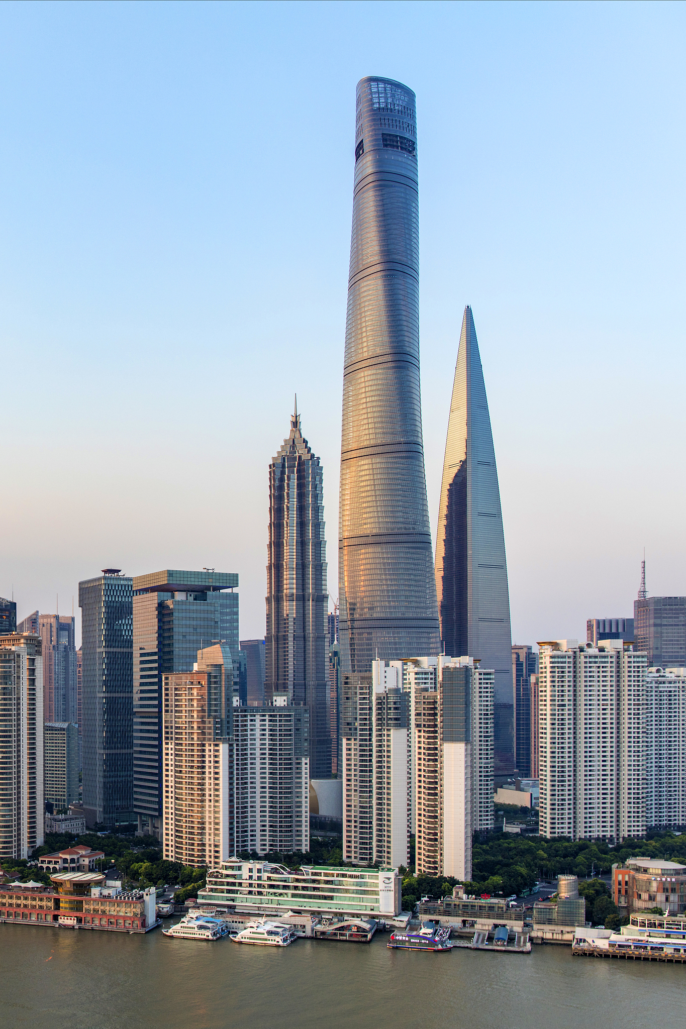 与上海建筑有关的诗词