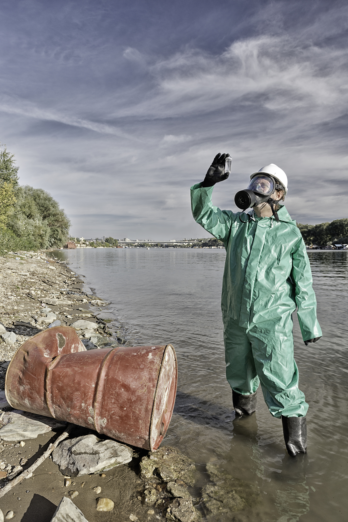 Oil Spill Cleanup Continues Despite Heavy Rain Forecast: SPRO Assesses Risk, No Oil Booms Deployed