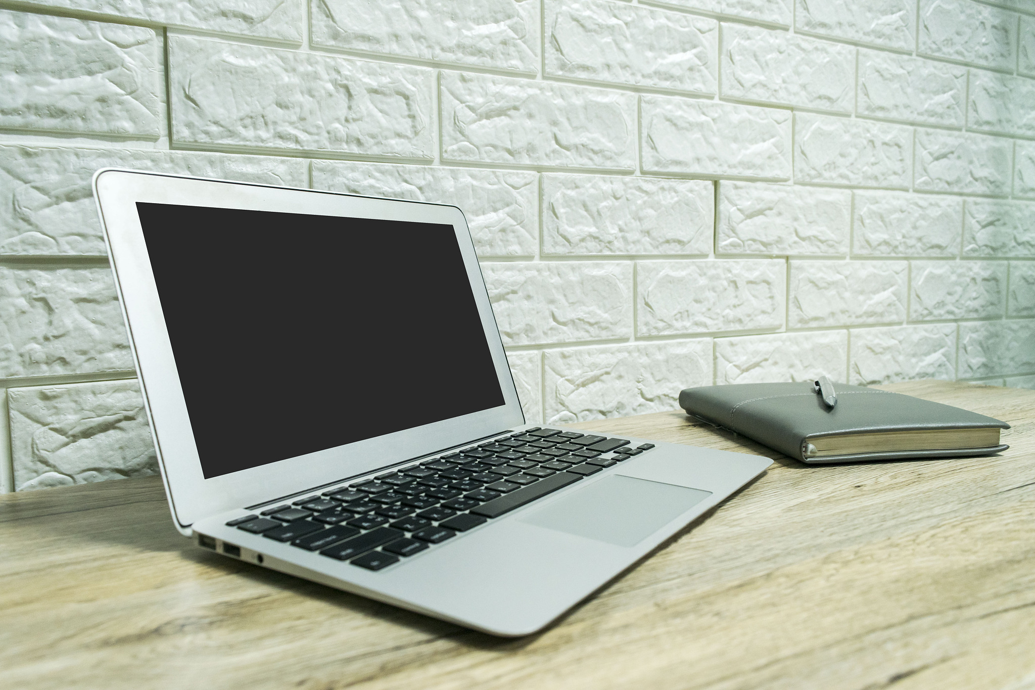 永寿职业教育中心2021年招生专业 - 机电、汽车、计算机、美容等热门专业