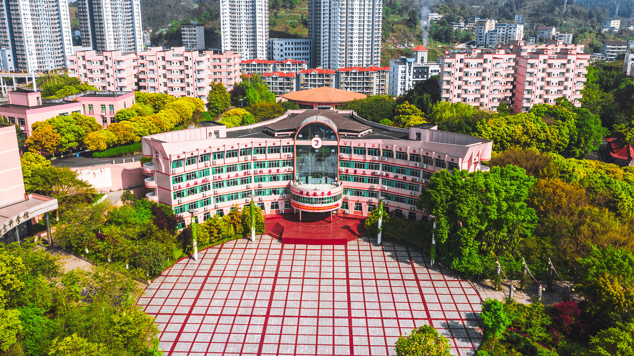 重庆市垫江县第二职业中学校2023年新校区地址及迁址计划