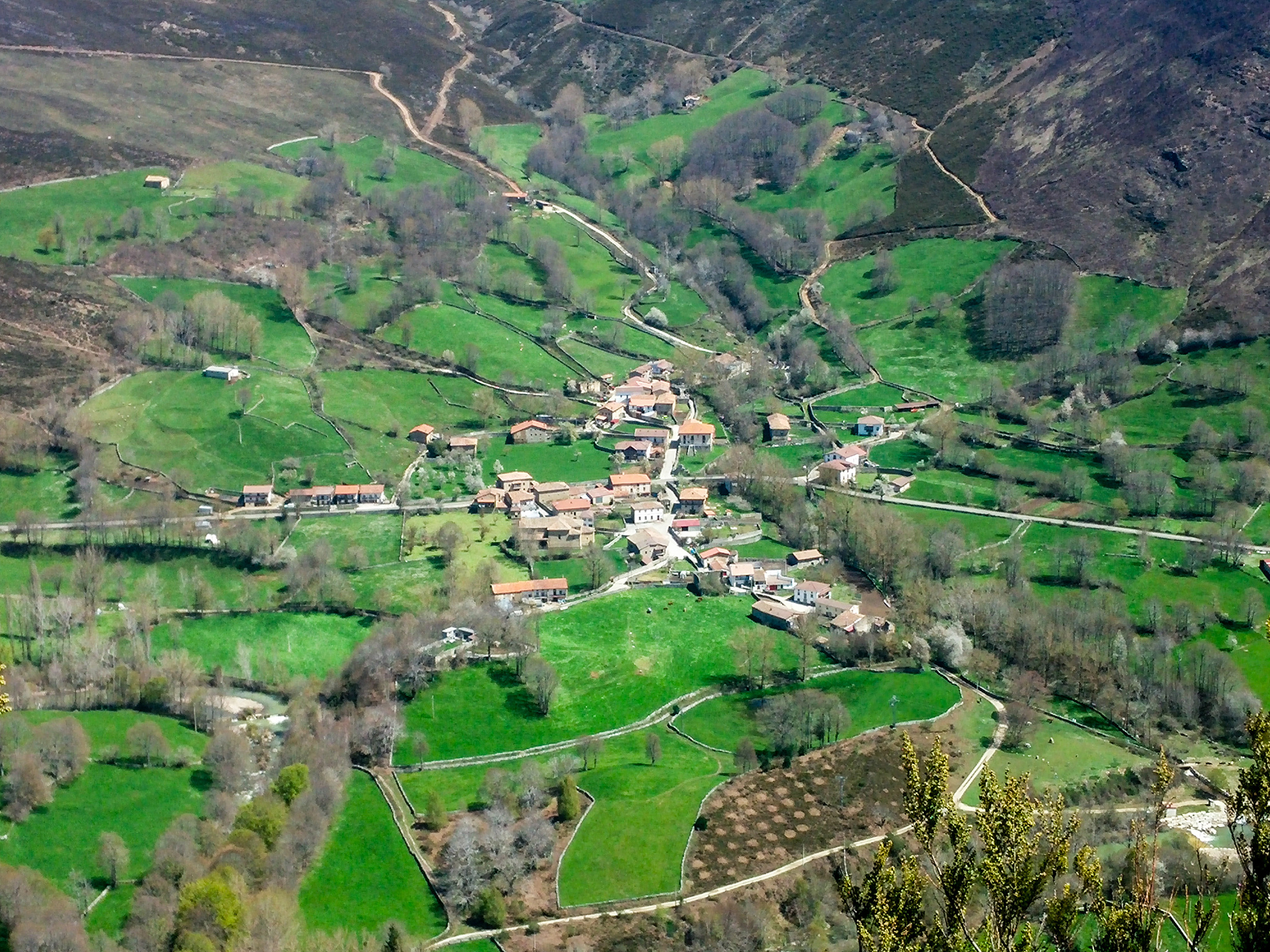 mountain landscape with pasiega hut in espinosa de los monteros