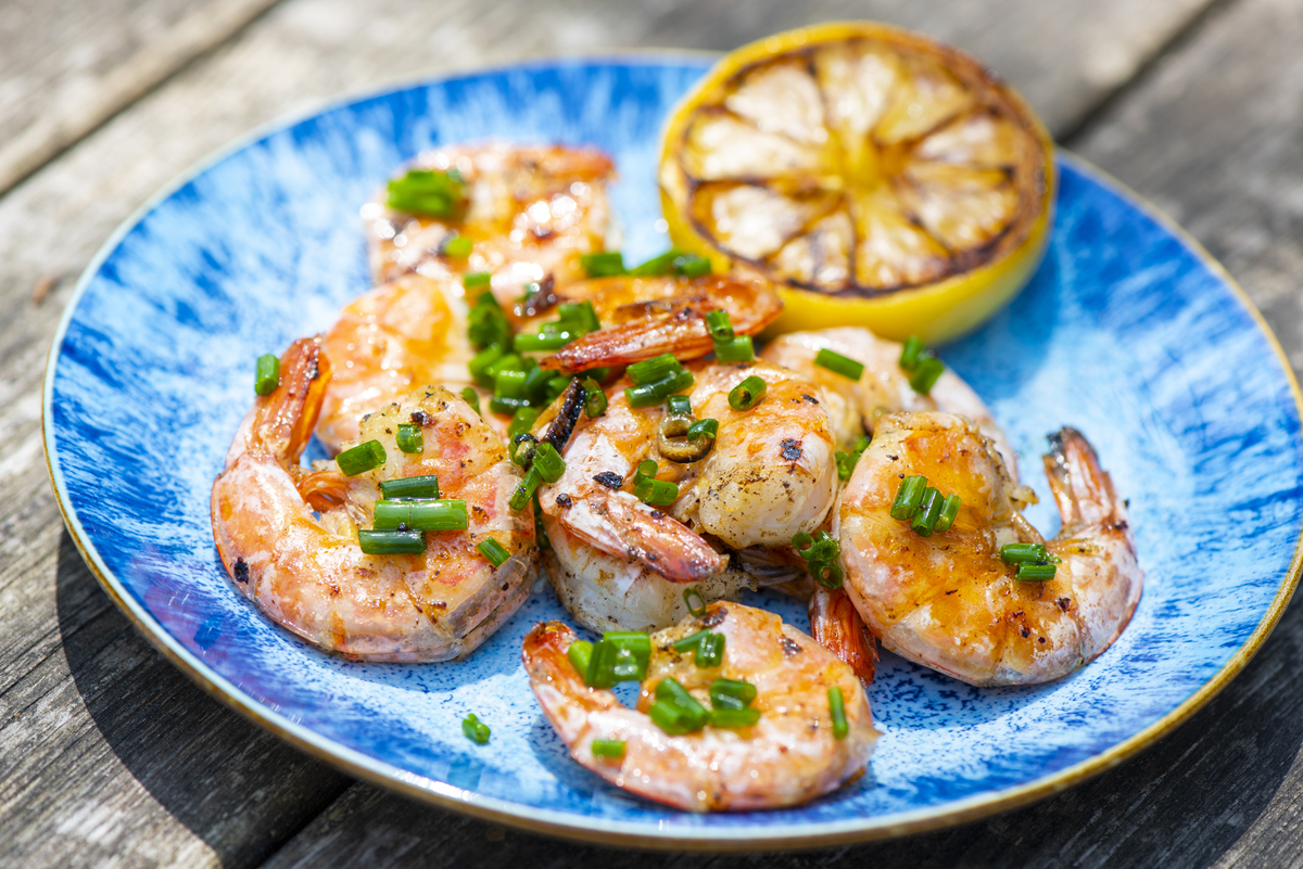 在家秒变大厨！泰式柠檬虾，冰爽解馋，一口入魂！