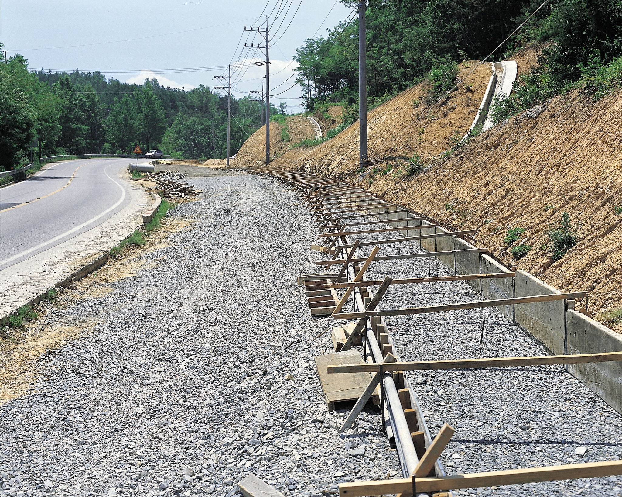 乡村机耕道结构层尺寸详解 - 路面层、基层、底层尺寸规范