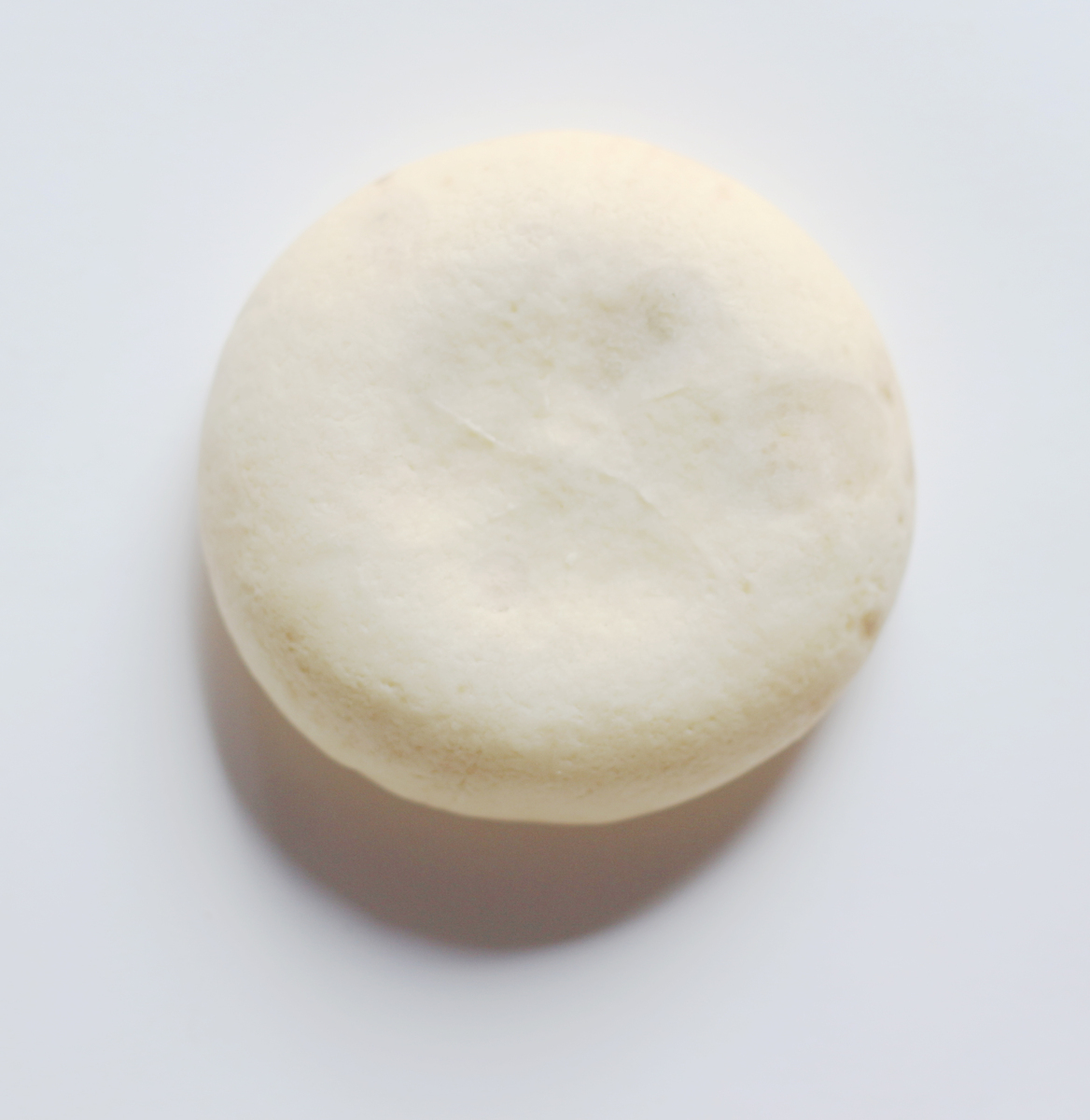 打发蛋白成奶油状的技巧和时间 - 详细步骤和注意事项