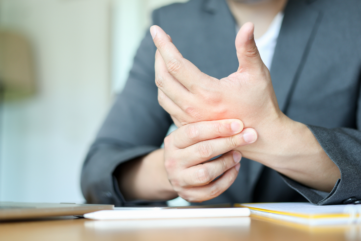 员工手掌受伤？如何安慰和支持他们！