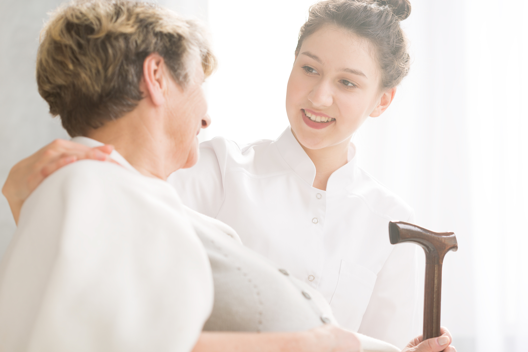 重庆护理学专业就业前景和就业方向：广阔前景，多样选择